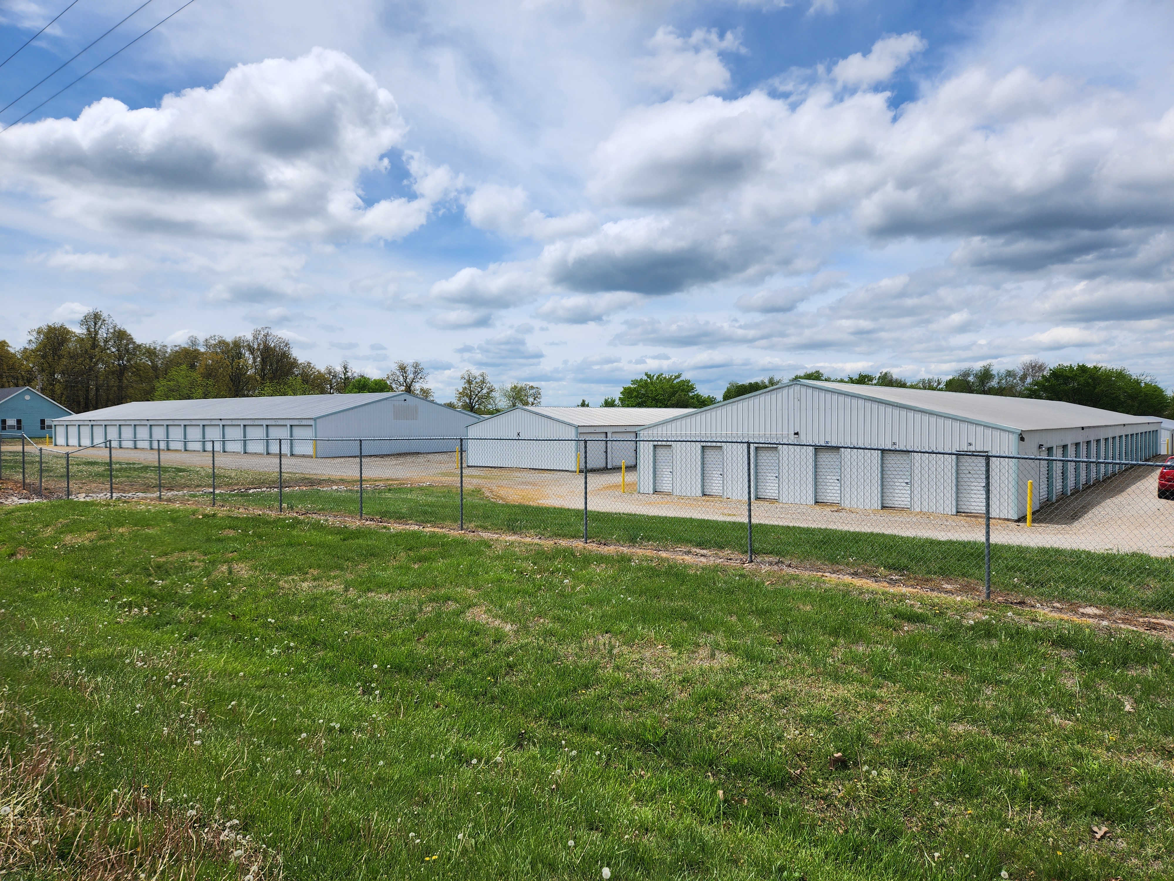 Fenced & Gated Self Storage Facility in Mount Vernon, MO 