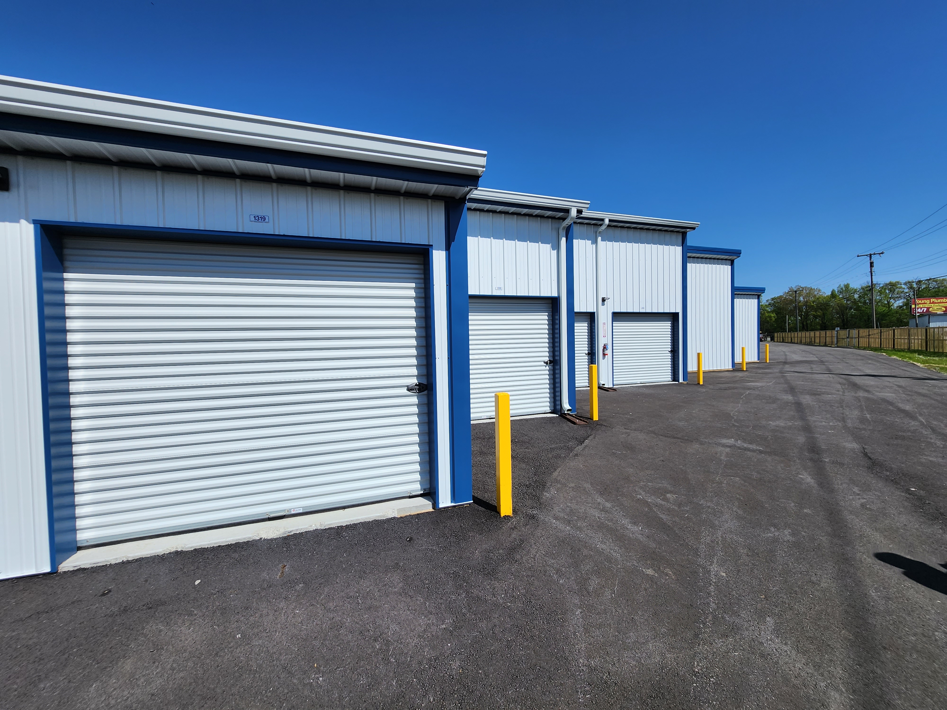 Storage Units in Hobart, IN