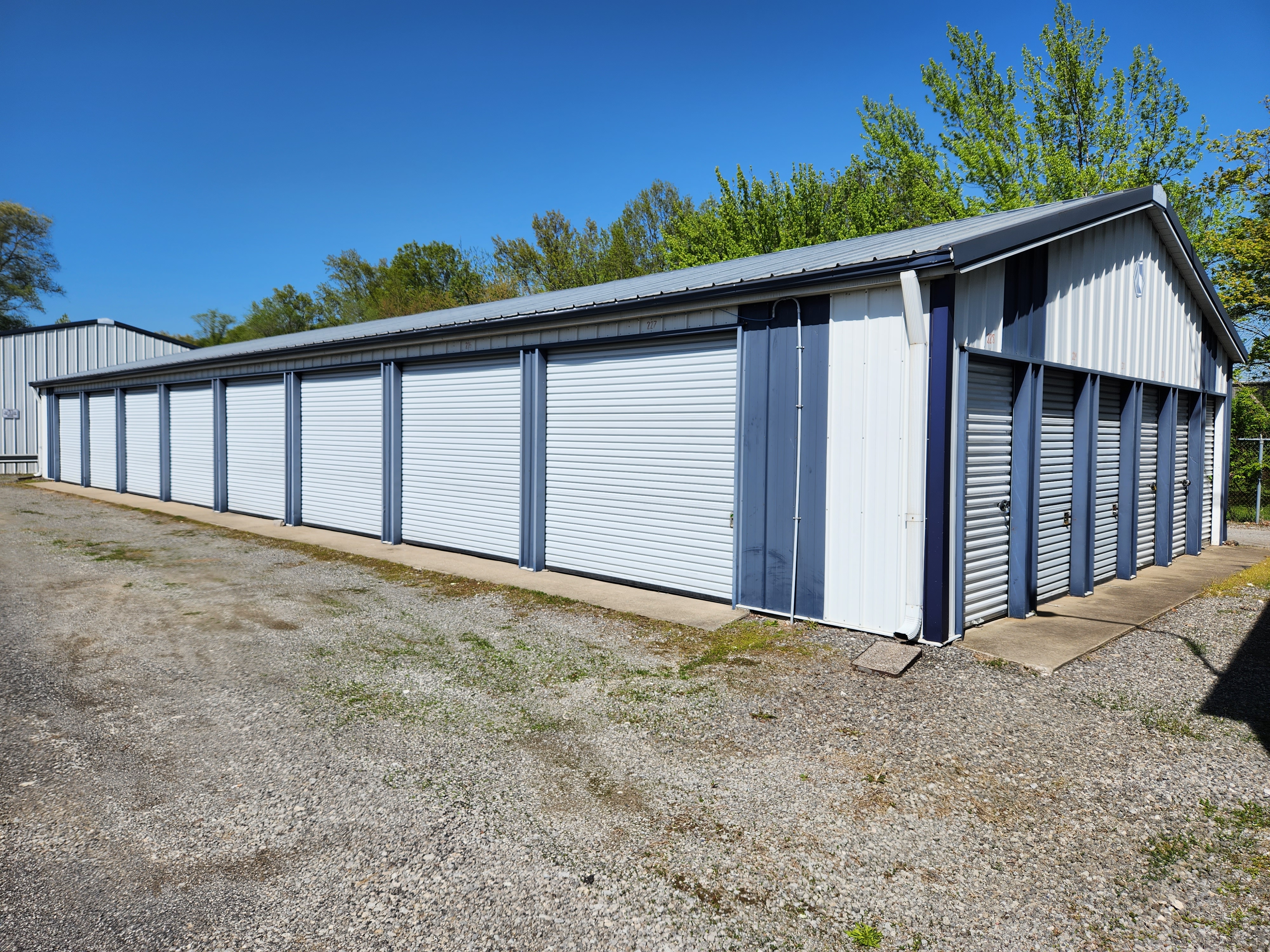 Storage Units in Hobart, IN