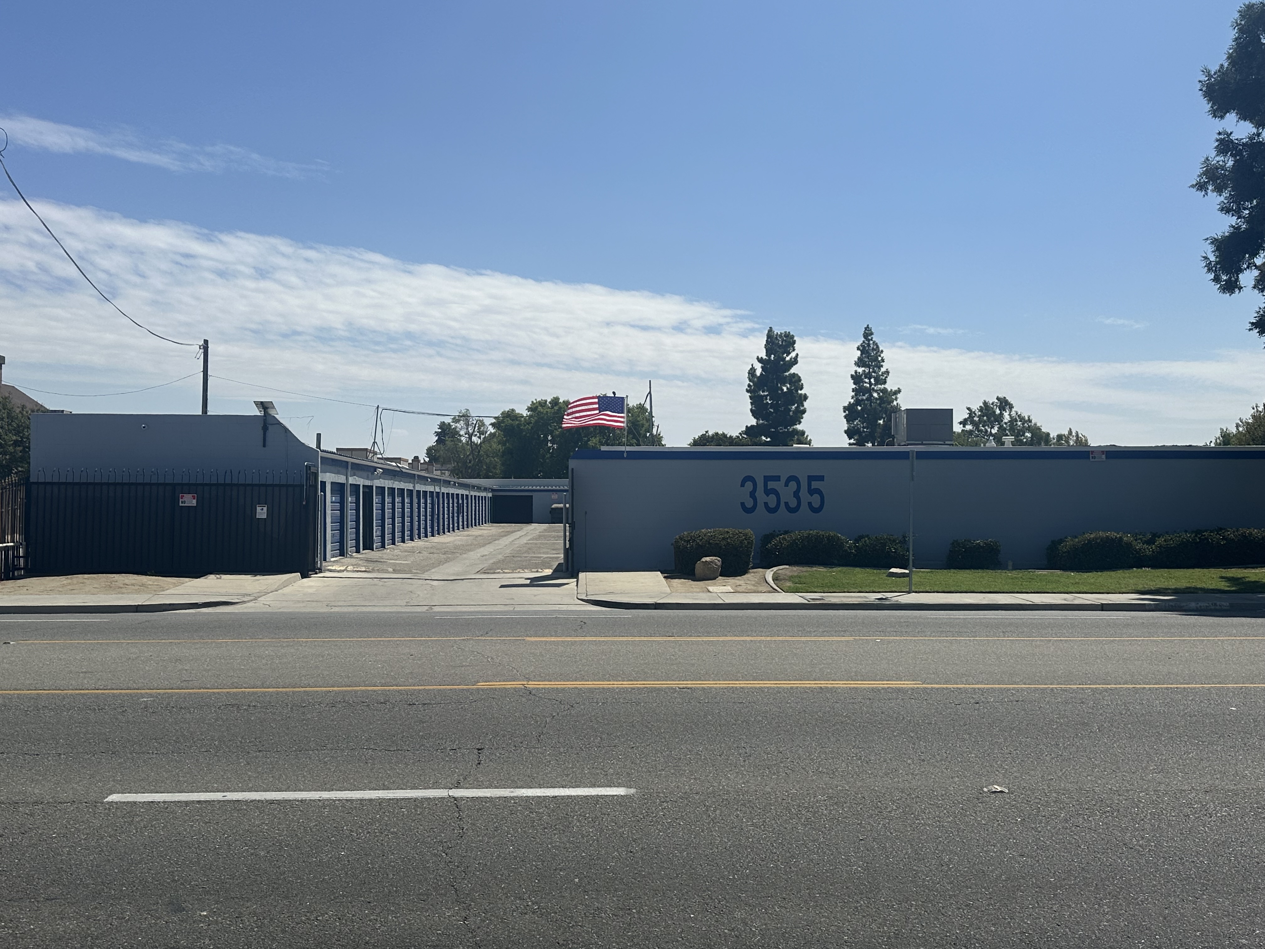 Family-owned Storage Facility with Friendly and Helpful Service in Bakersfield, CA