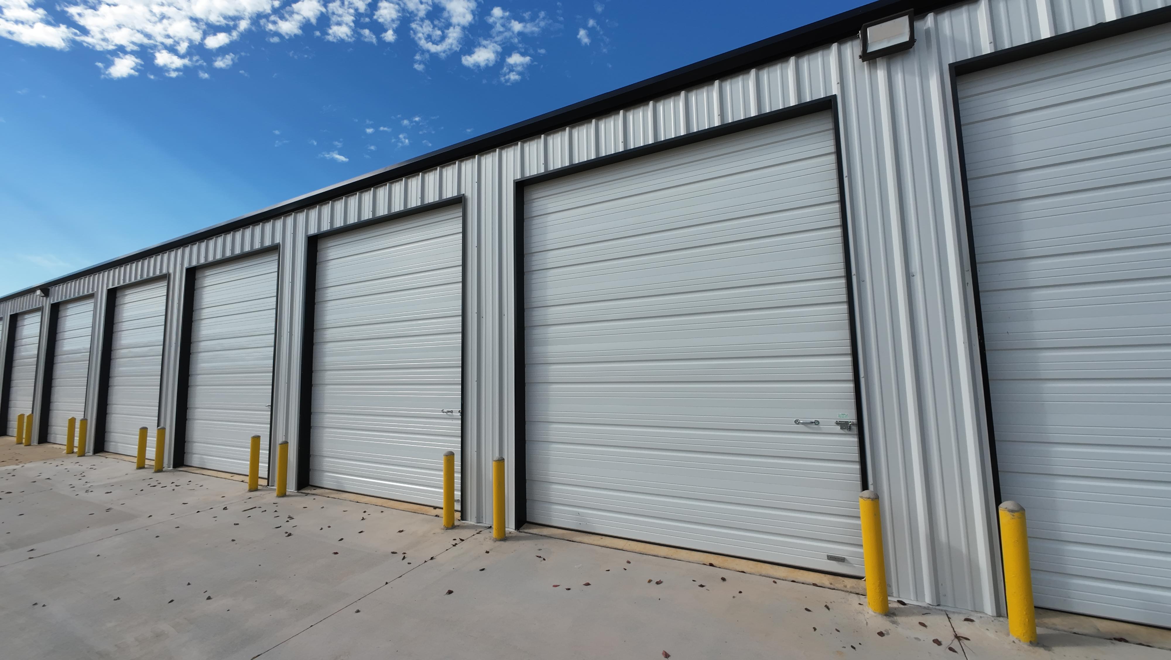 Premier lock storage - Longview 3833 US hw 259 N, Longview, TX 65605