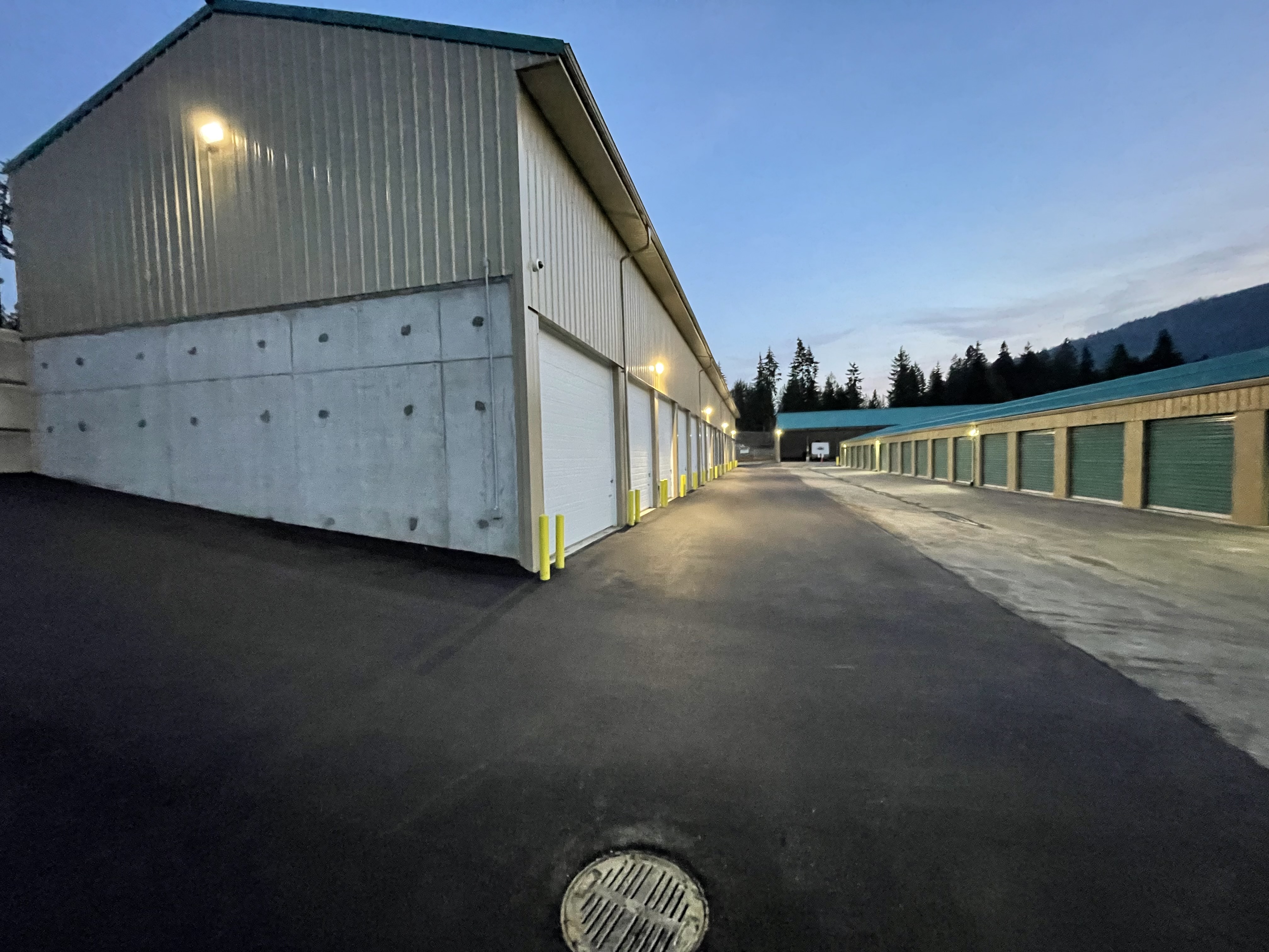 west kootenay self storage in south slocam, bc