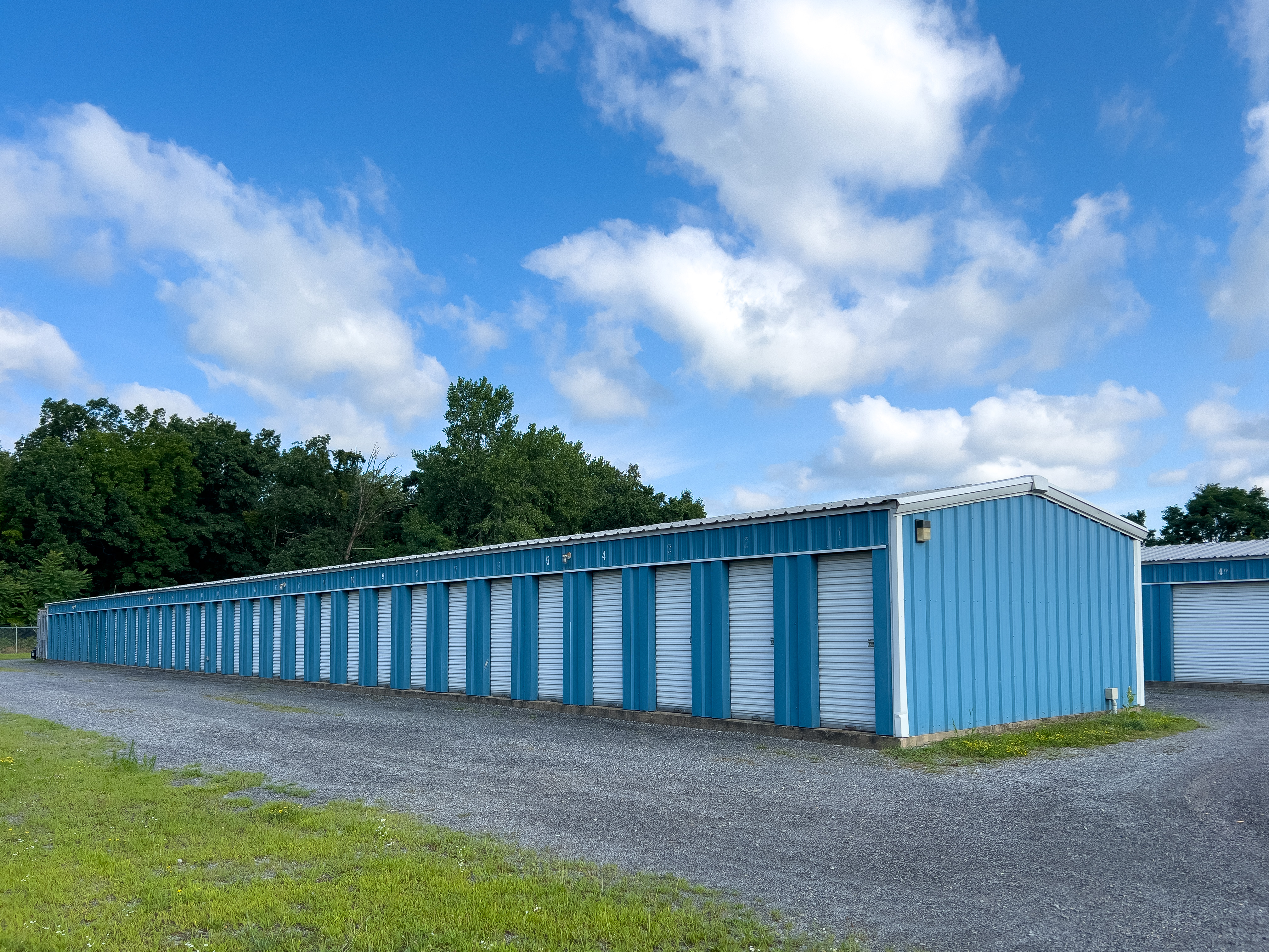 Large outdoor Self-Storage units in Mechanicville NY