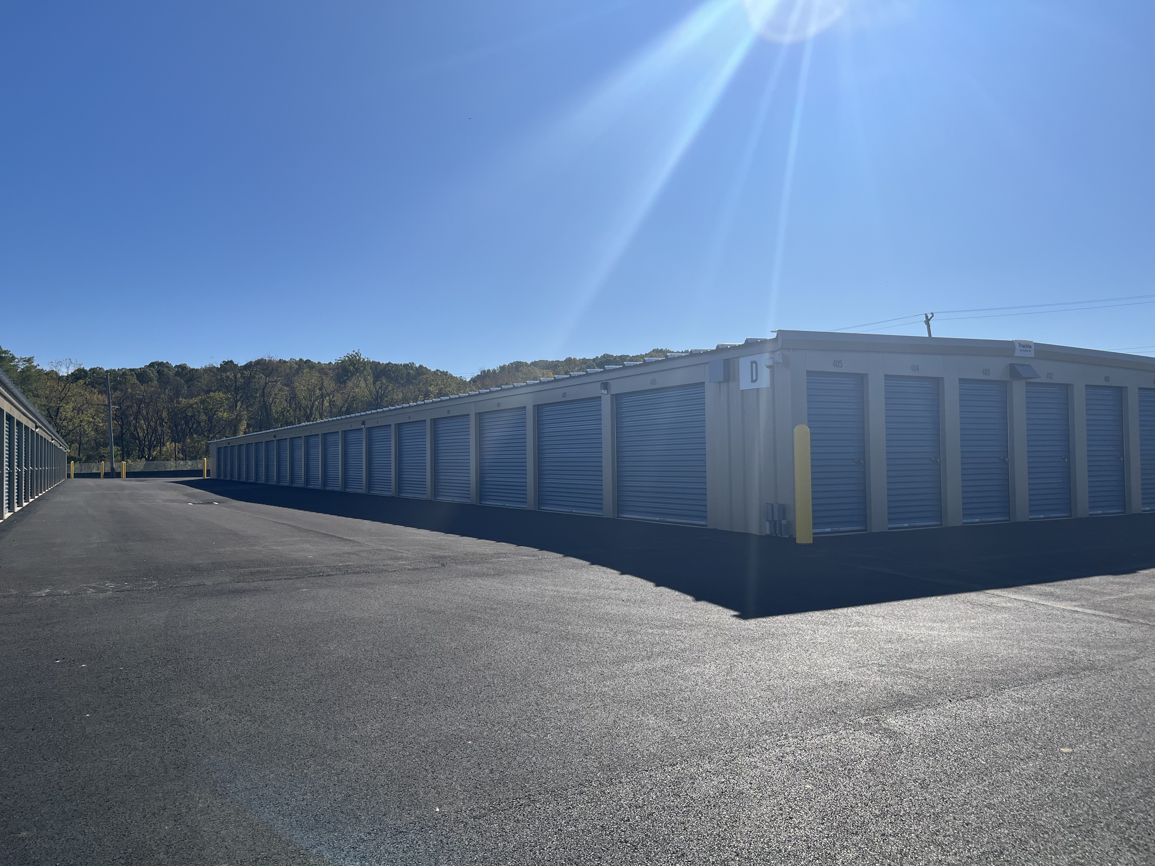 Avondale Mini Storage, 560 E Baltimore Pike Location