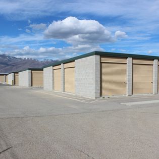 beehive storage heber storage units