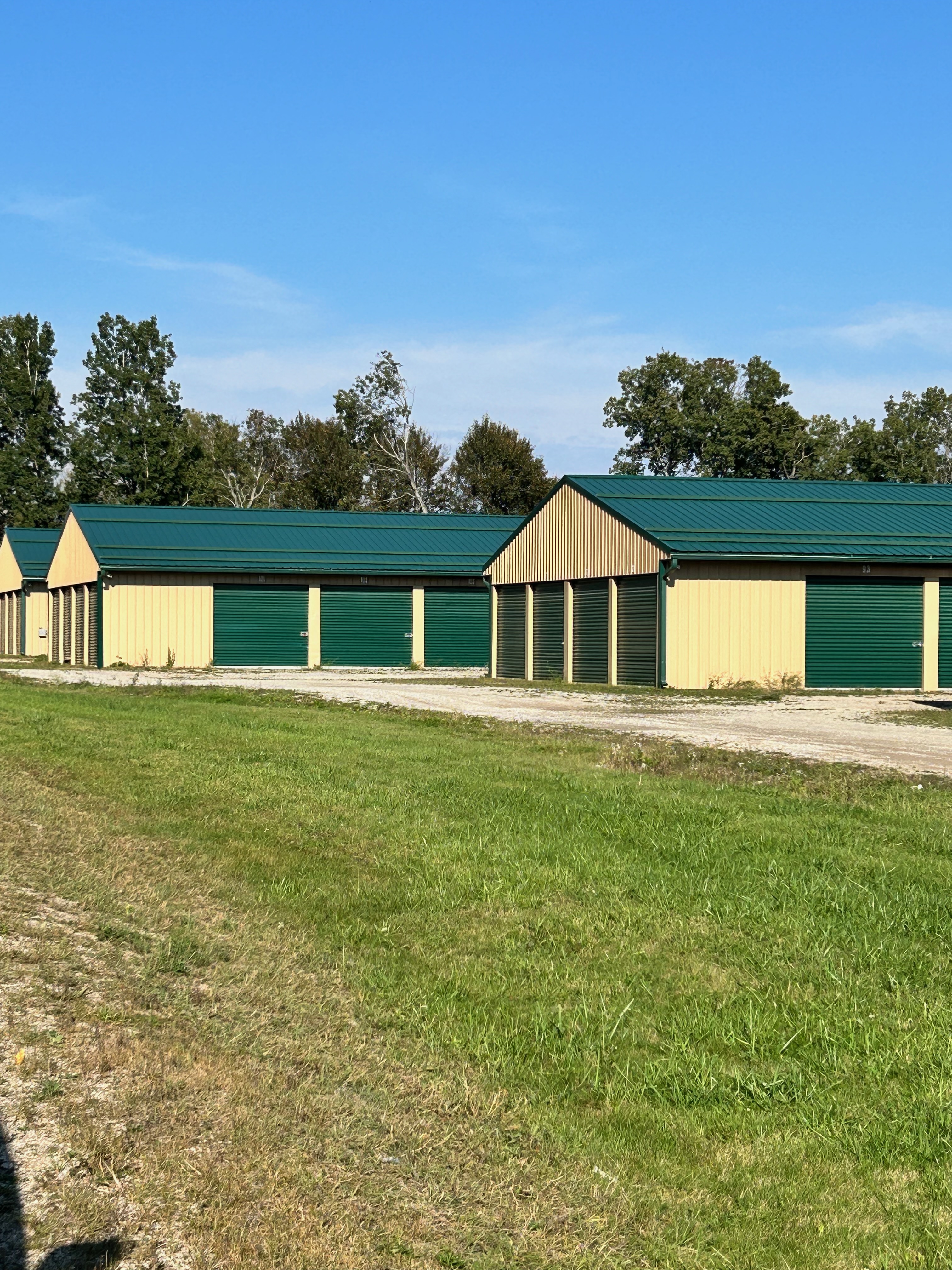 secured units in Gladstone, MI