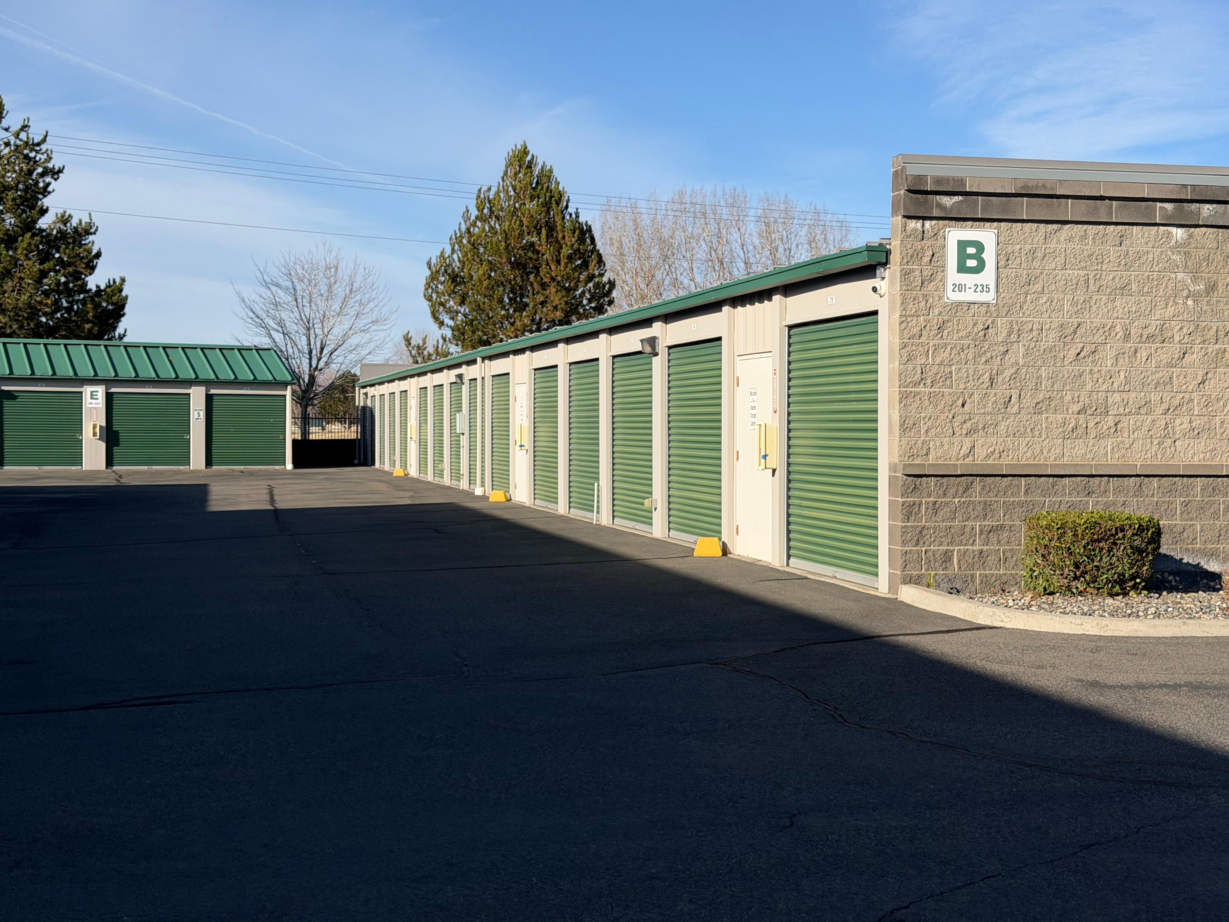 Medium Storage Units in Richland, WA