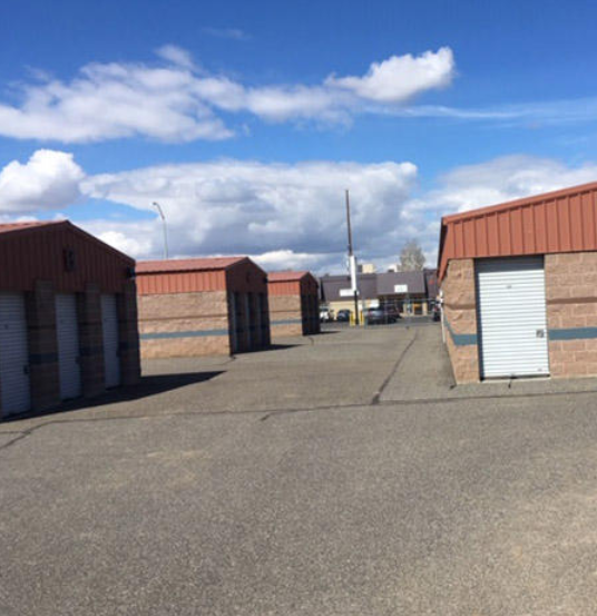 large storage units available in kennewick wa