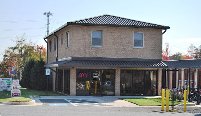 self storage office onsite middle river md