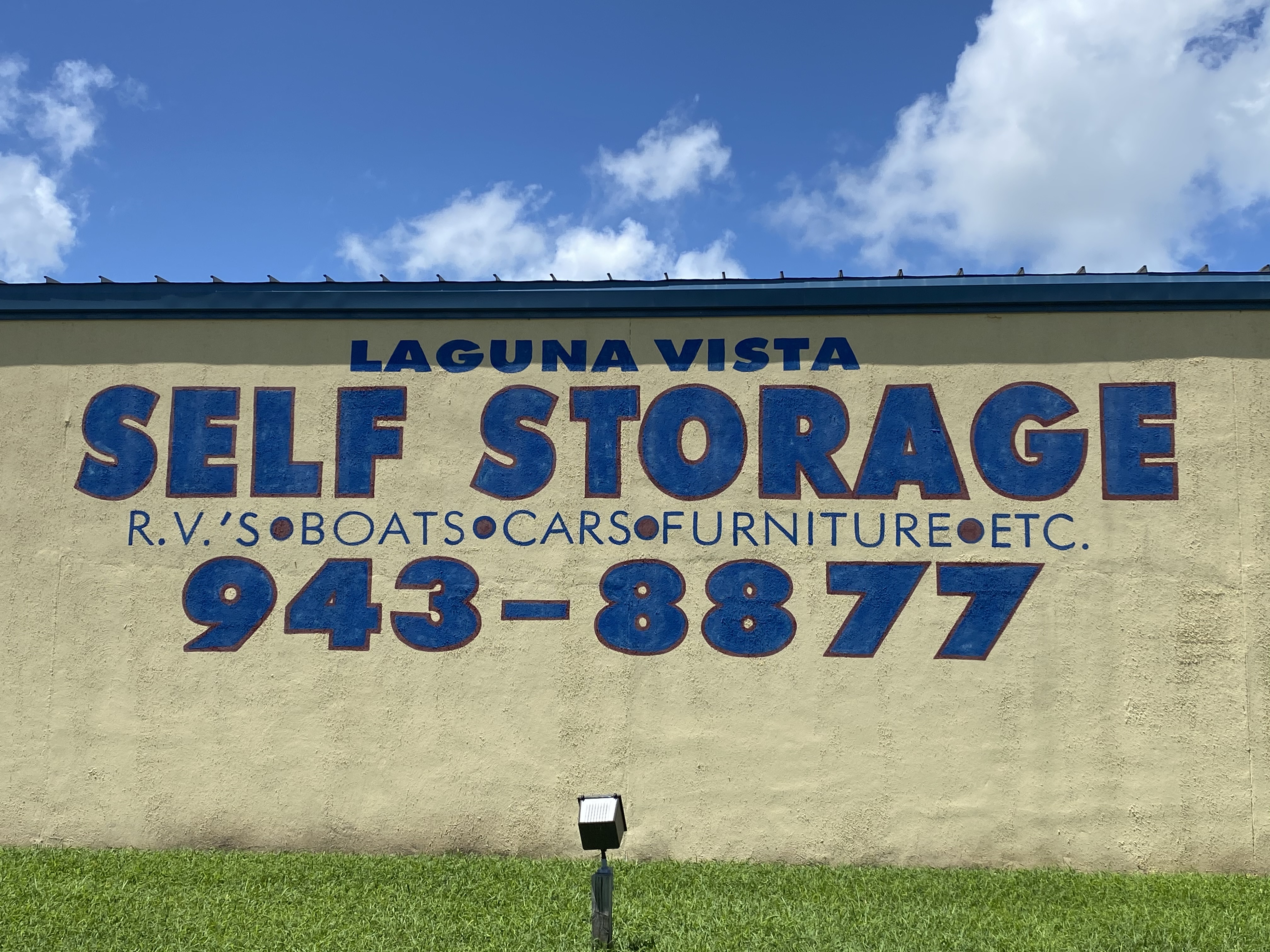 Laguna Vista Self Storage Building