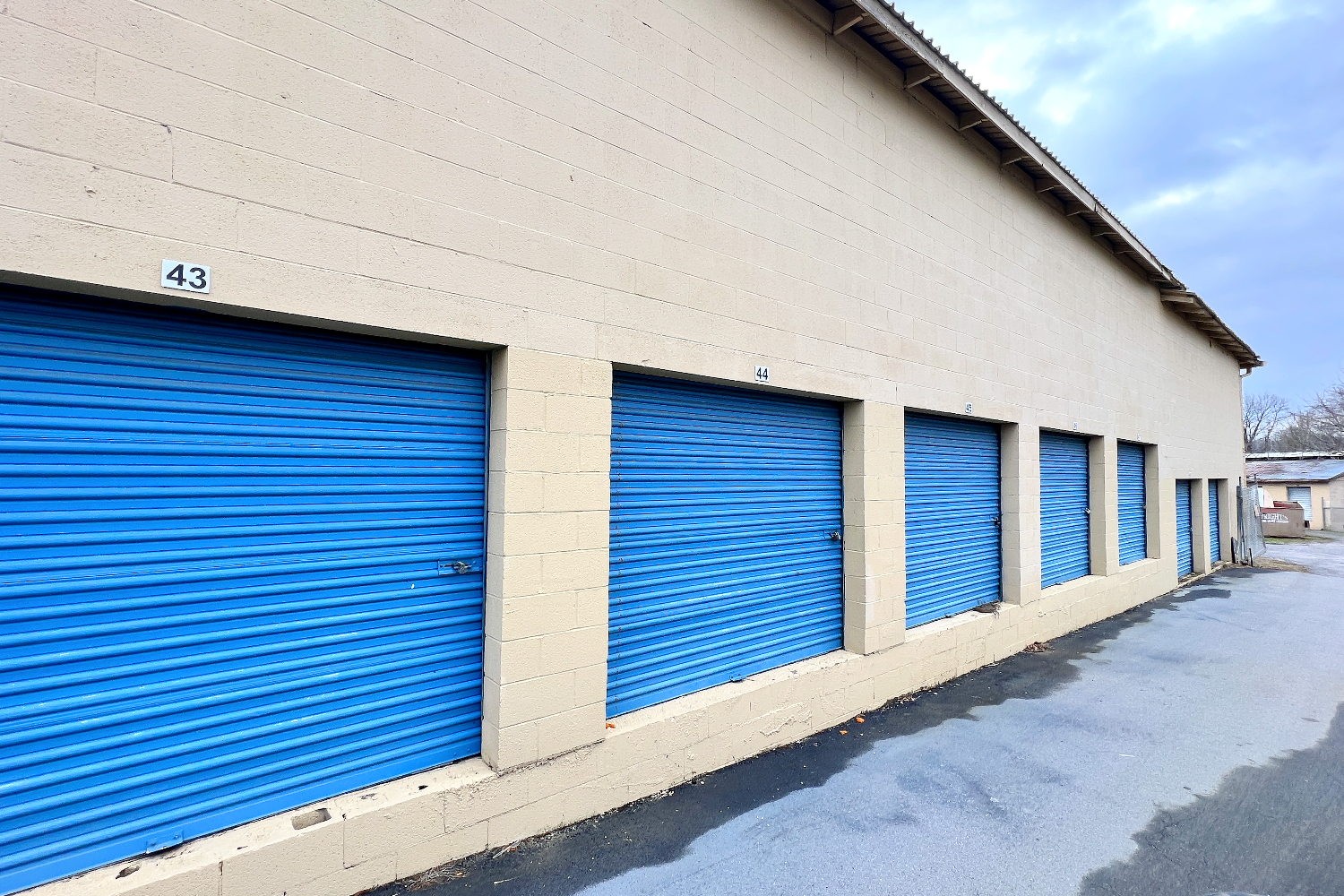 secured units in  Summerville, GA