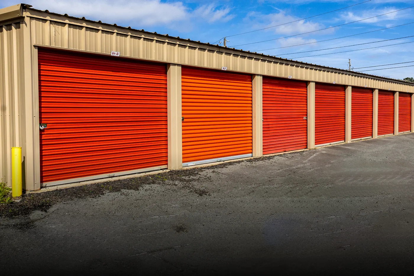 Large drive-up storage units in Pine Bluff