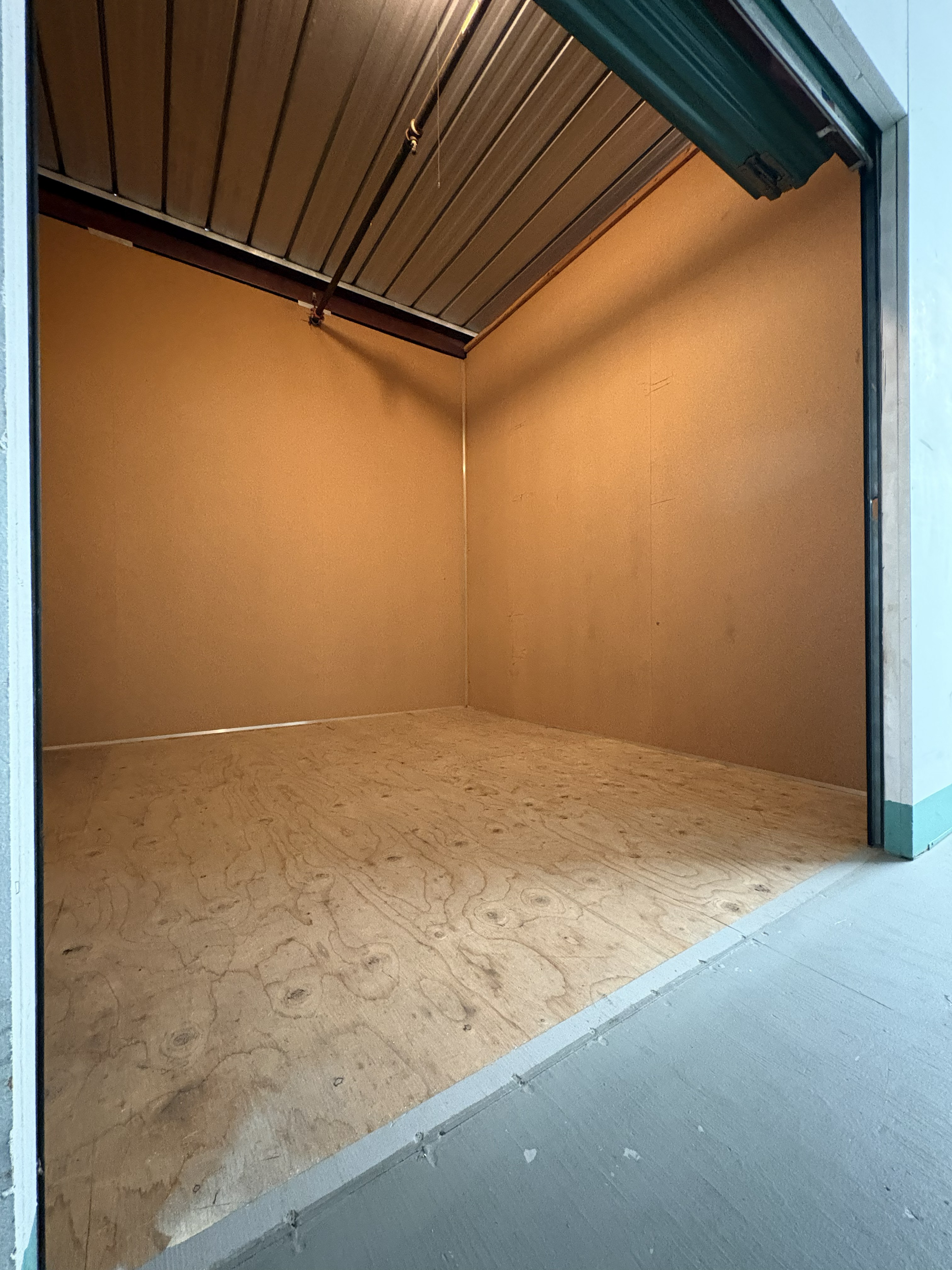 Large Interior Units in San Ramon, CA