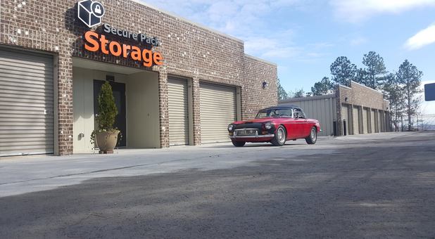 Drive up storage units in Lenoir City, TN