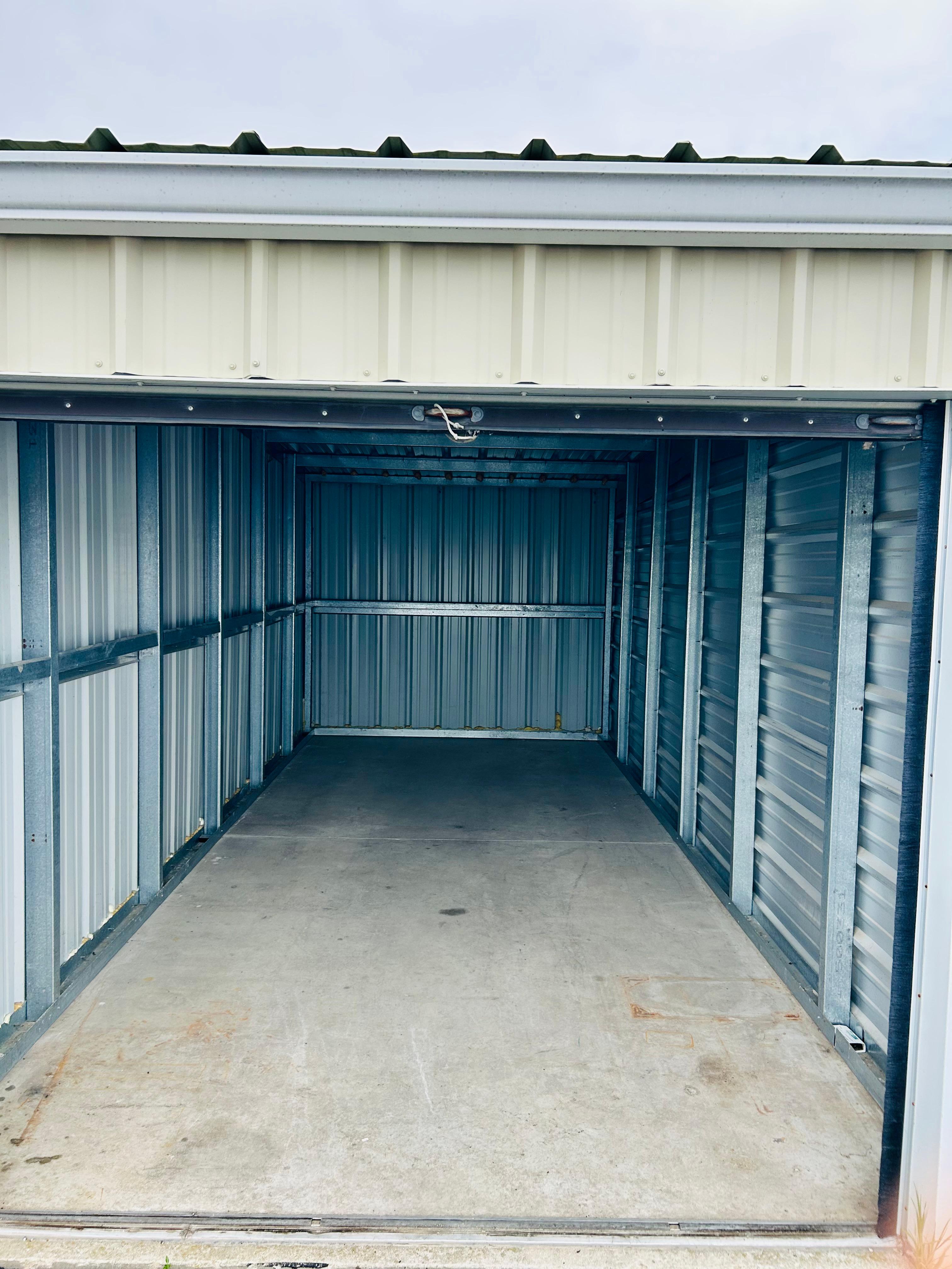 secured units in Granite City, IL
