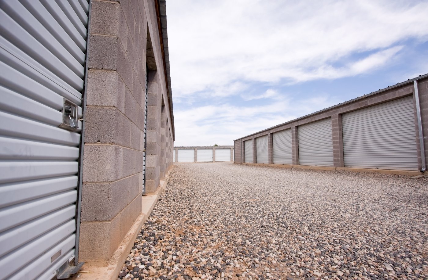 self storage units and parking in Lincoln, NE