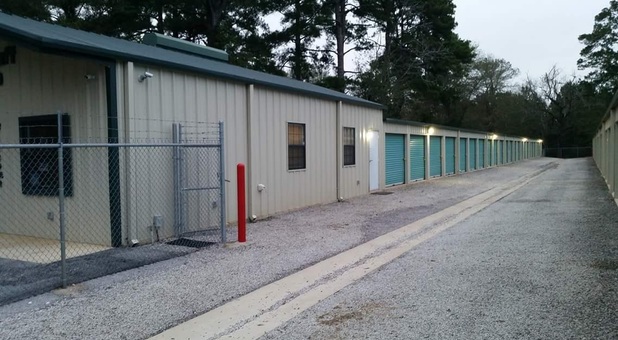 Self storage facilities in Huntsville, TX