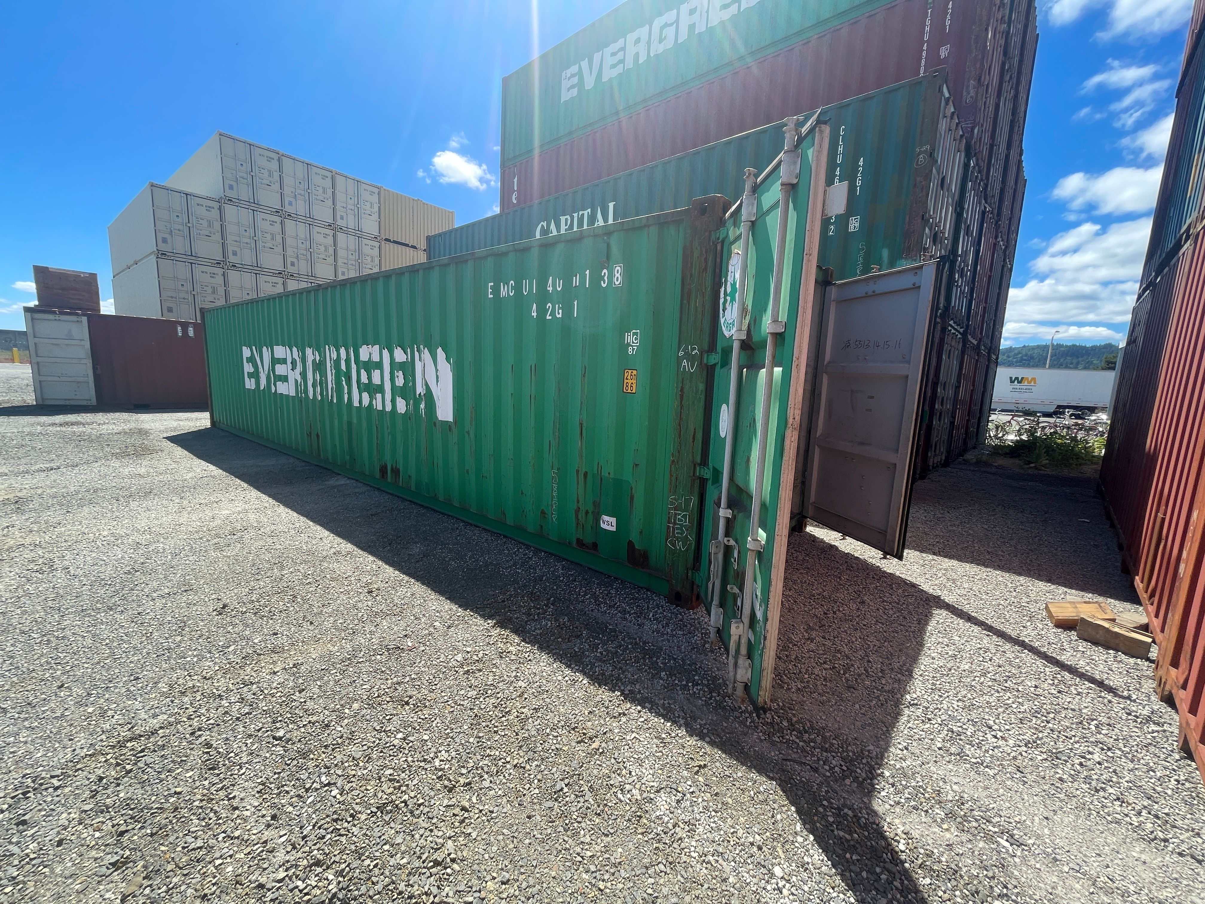 40 foot shipping container wind and watertight exterior