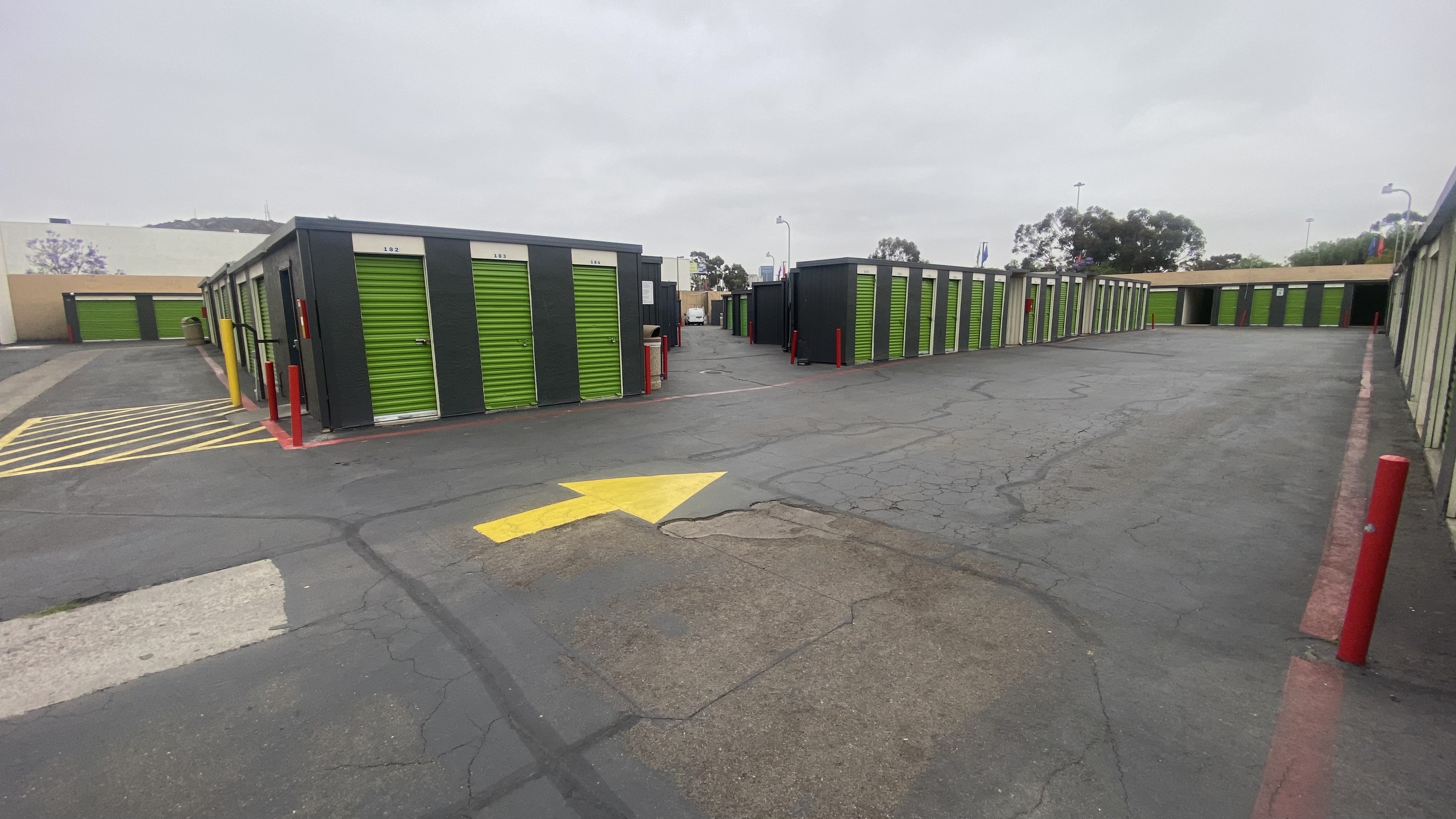 units in the self storage