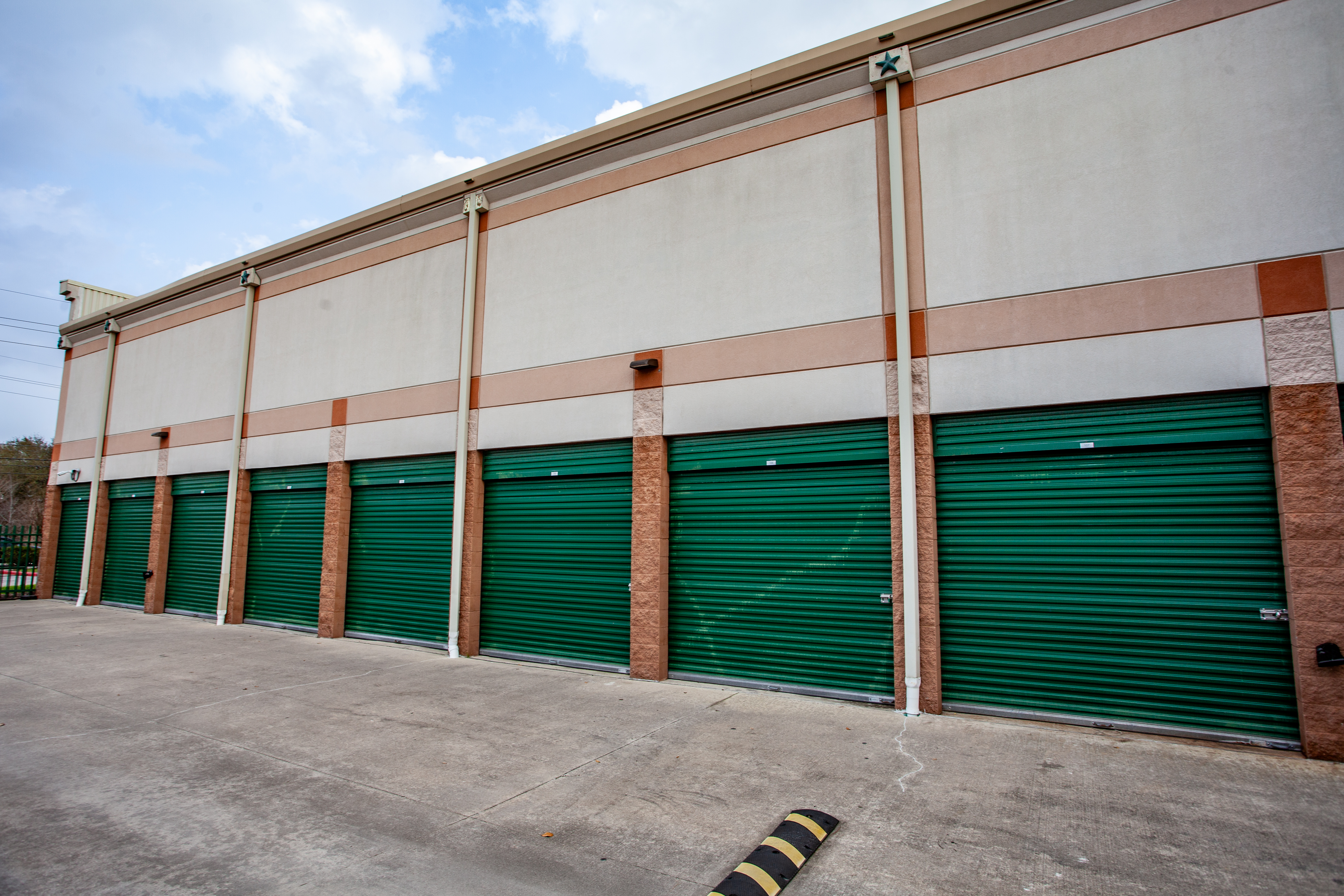 Houston Stuebner Exterior Units