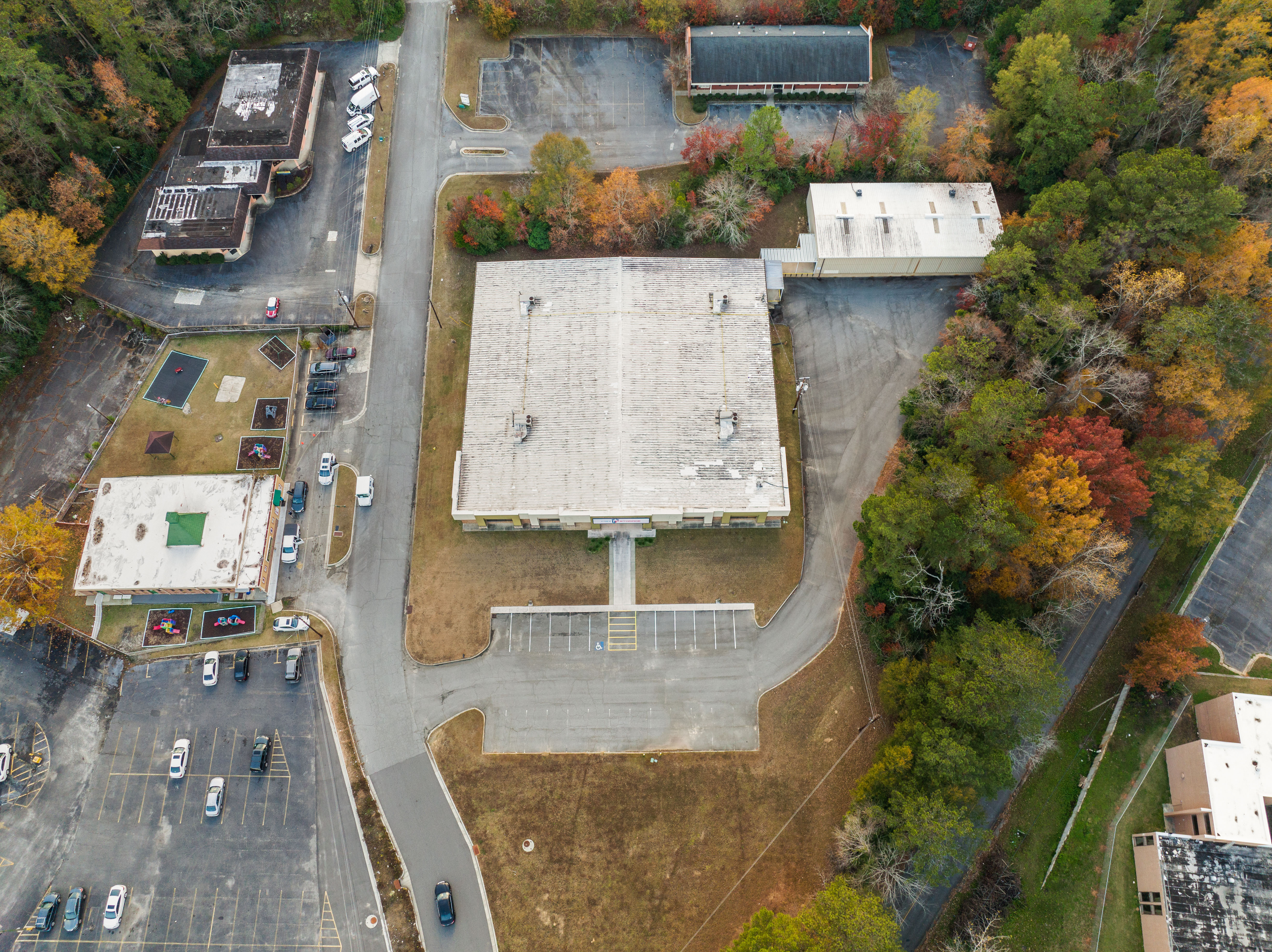 FreeUp Storage Burrus Rd - Drone Shot