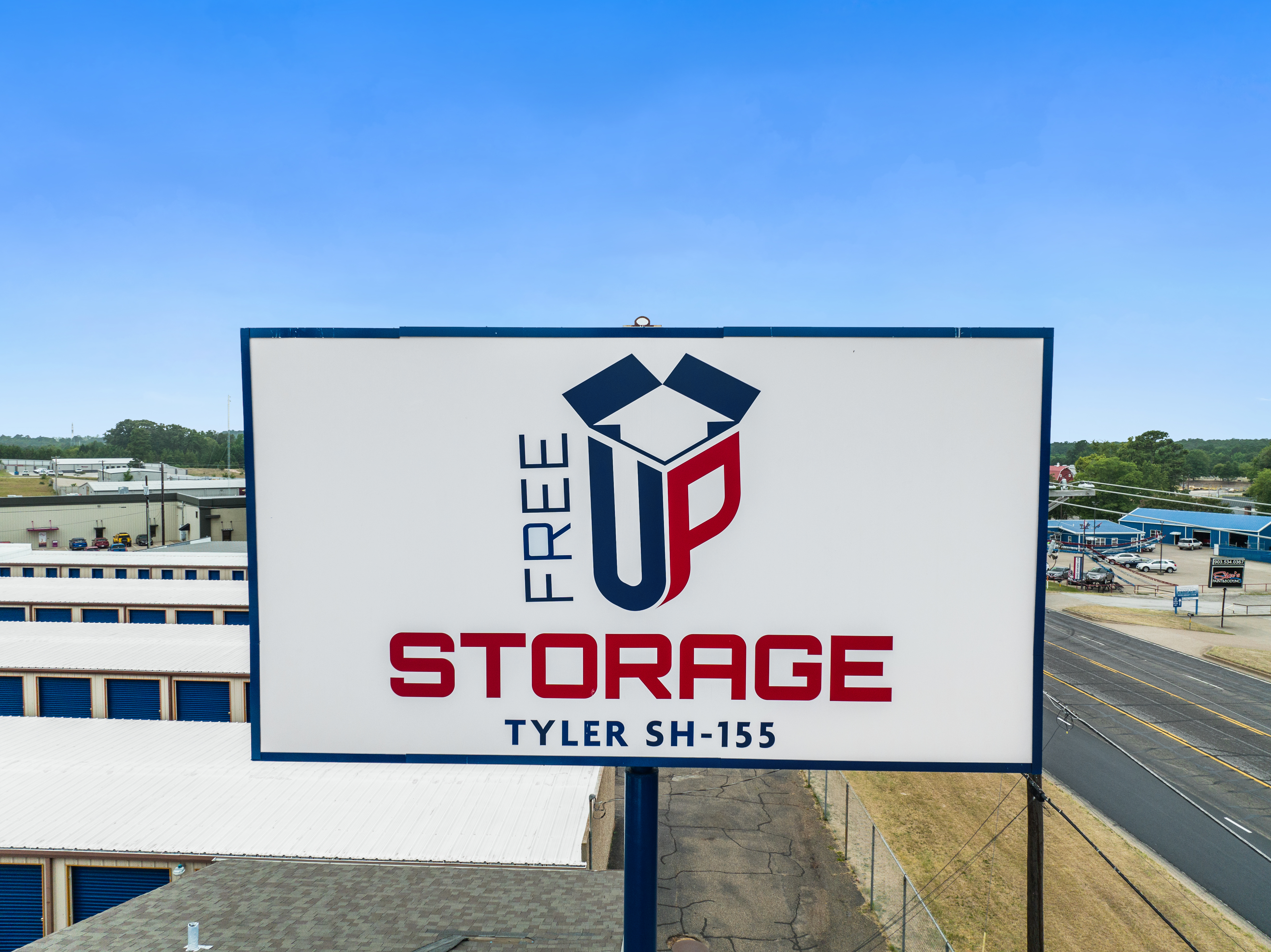 FreeUp Storage Tyler SH-155 Sign