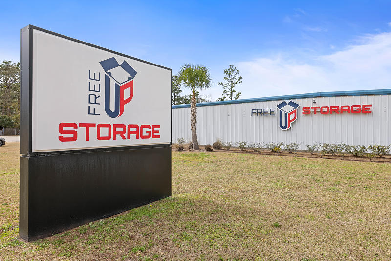 FreeUp Storage entrance