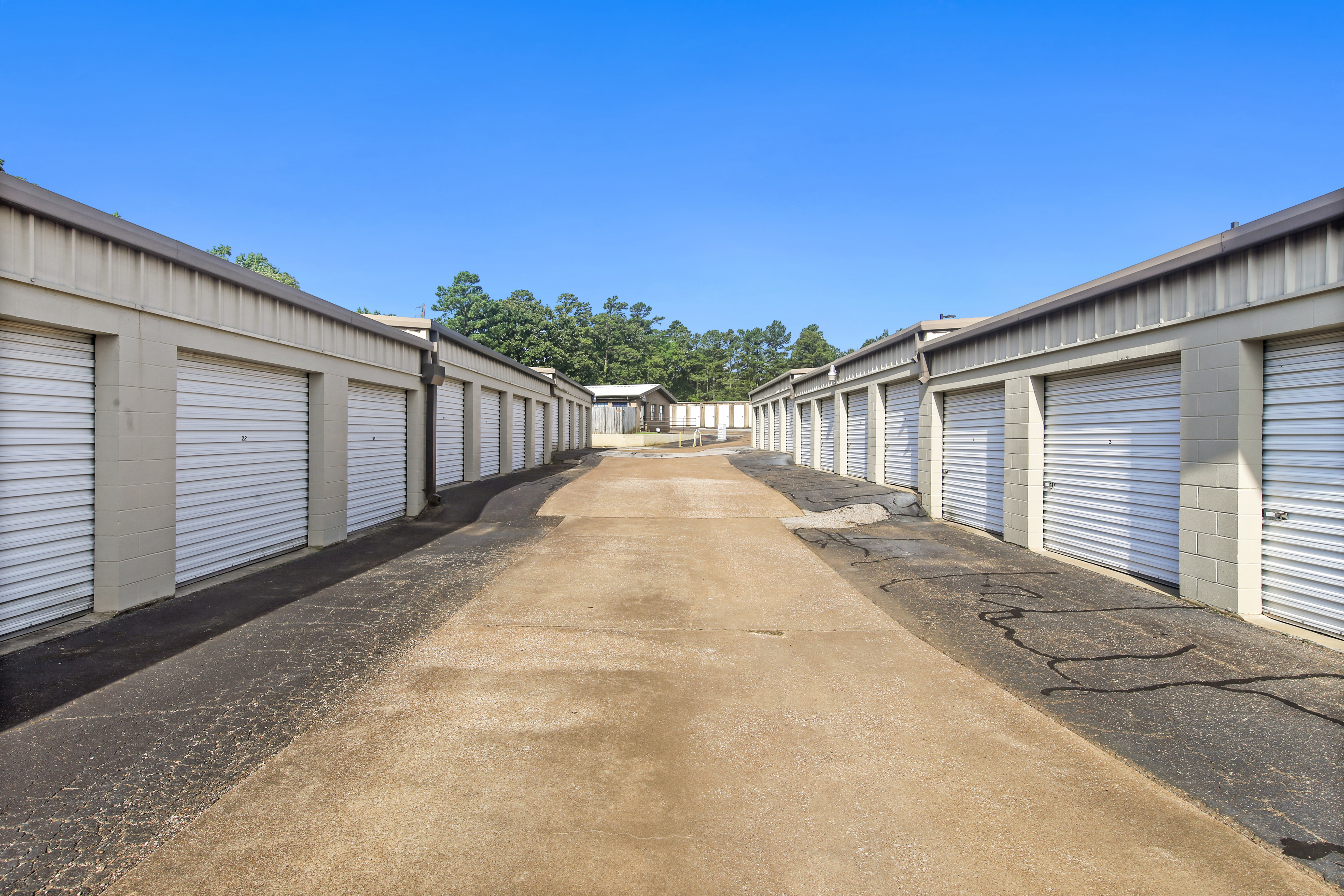 FreeUp Storage Longview Gilmer Road Self Storage Units