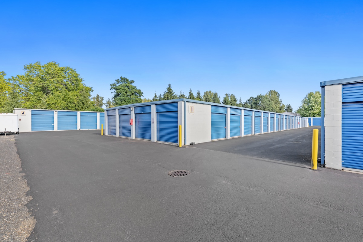 Self storage units in Oregon