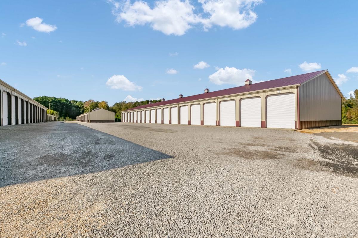 Large Drive-Up Units in Springville, TN