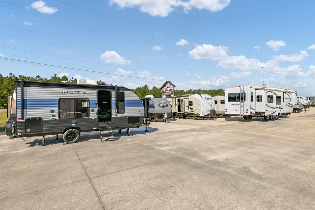 Secure Outdoor RV and Trailer Storage in Springville, TN