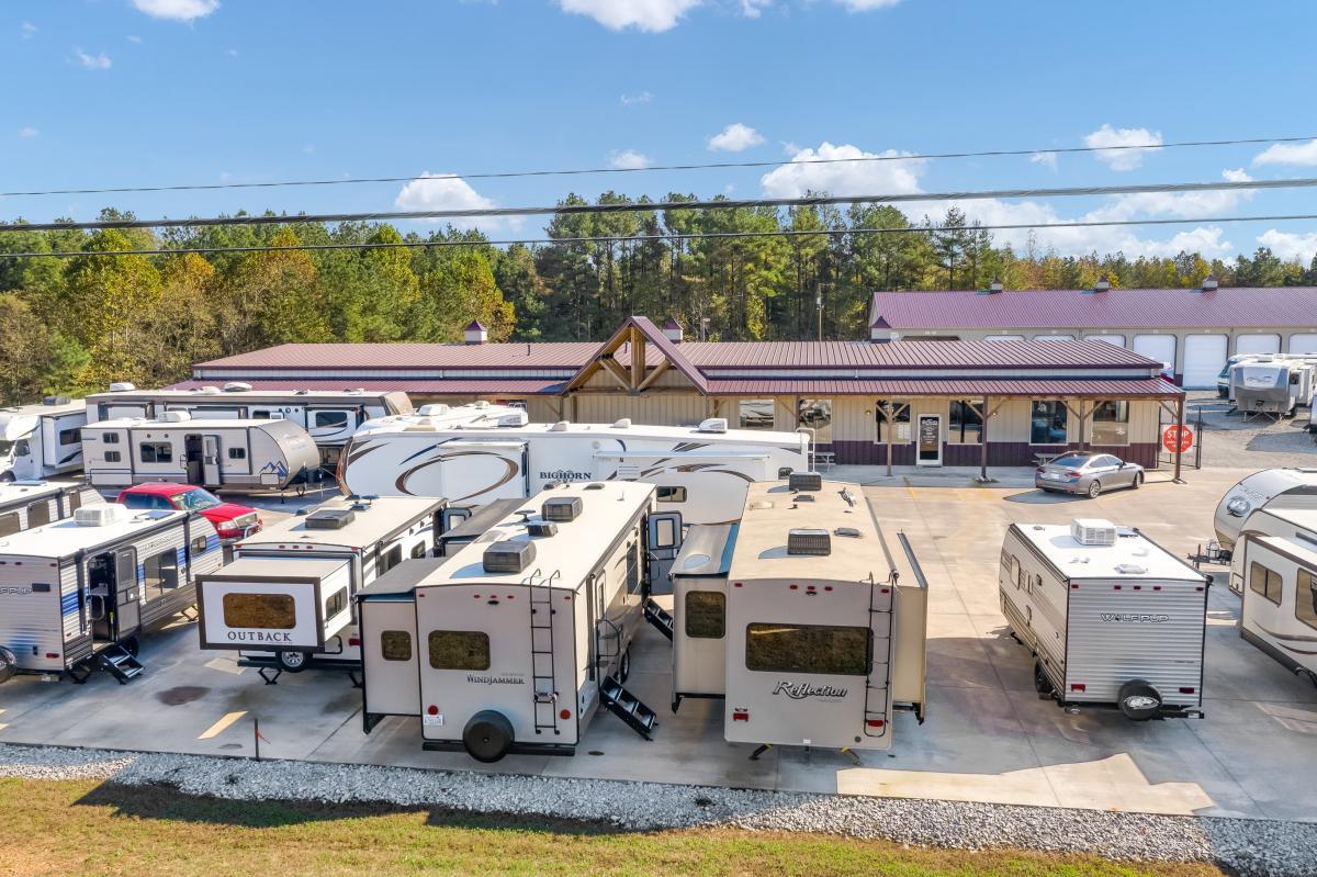 Uncovered RV Storage in Springville, TN | 10030 US-79 Uncovered RV Storage in Springville, TN | 10030 US-79