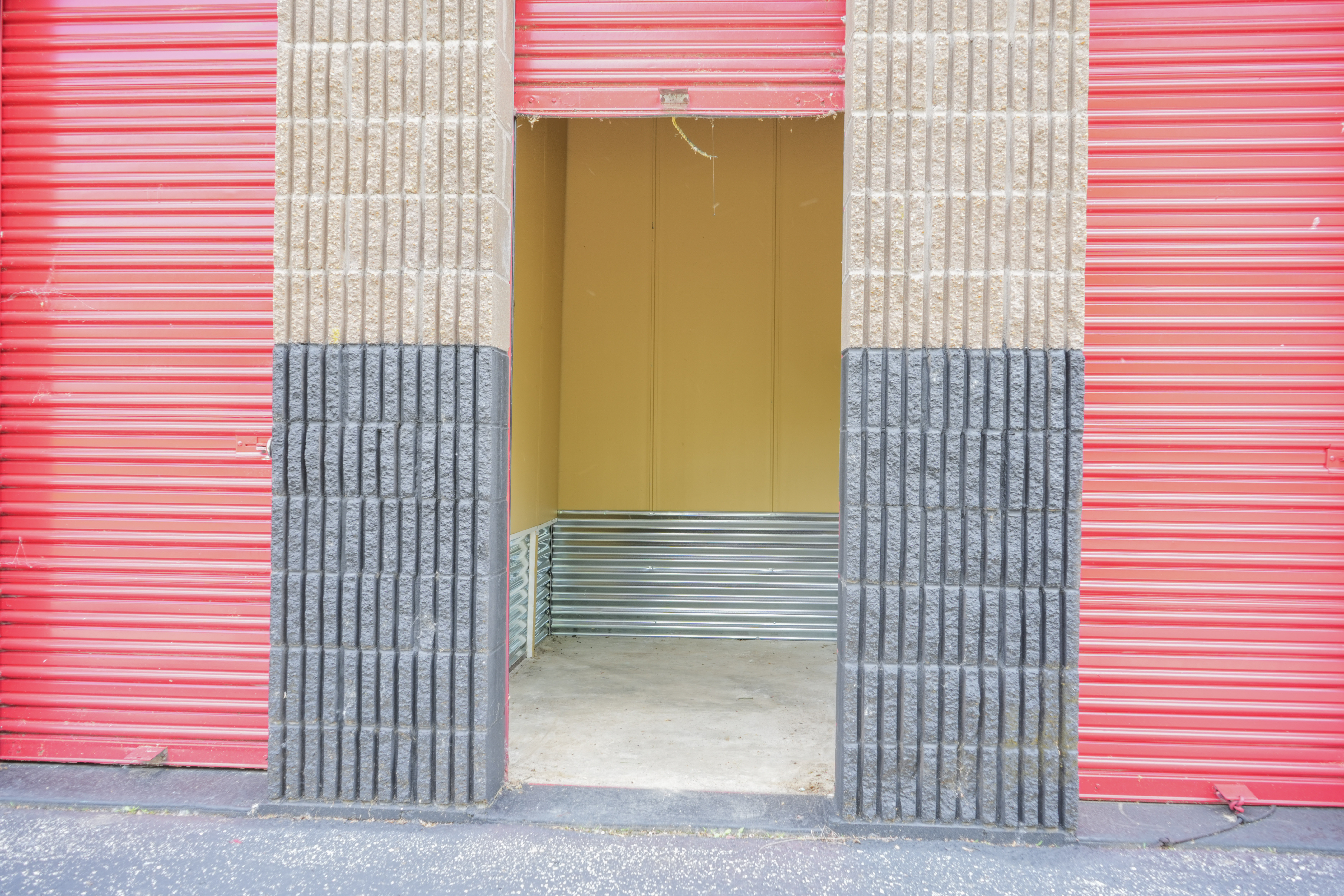 Large Self Storage Unit Lake St. Louis, MO Large Self Storage Unit Lake St. Louis, MO