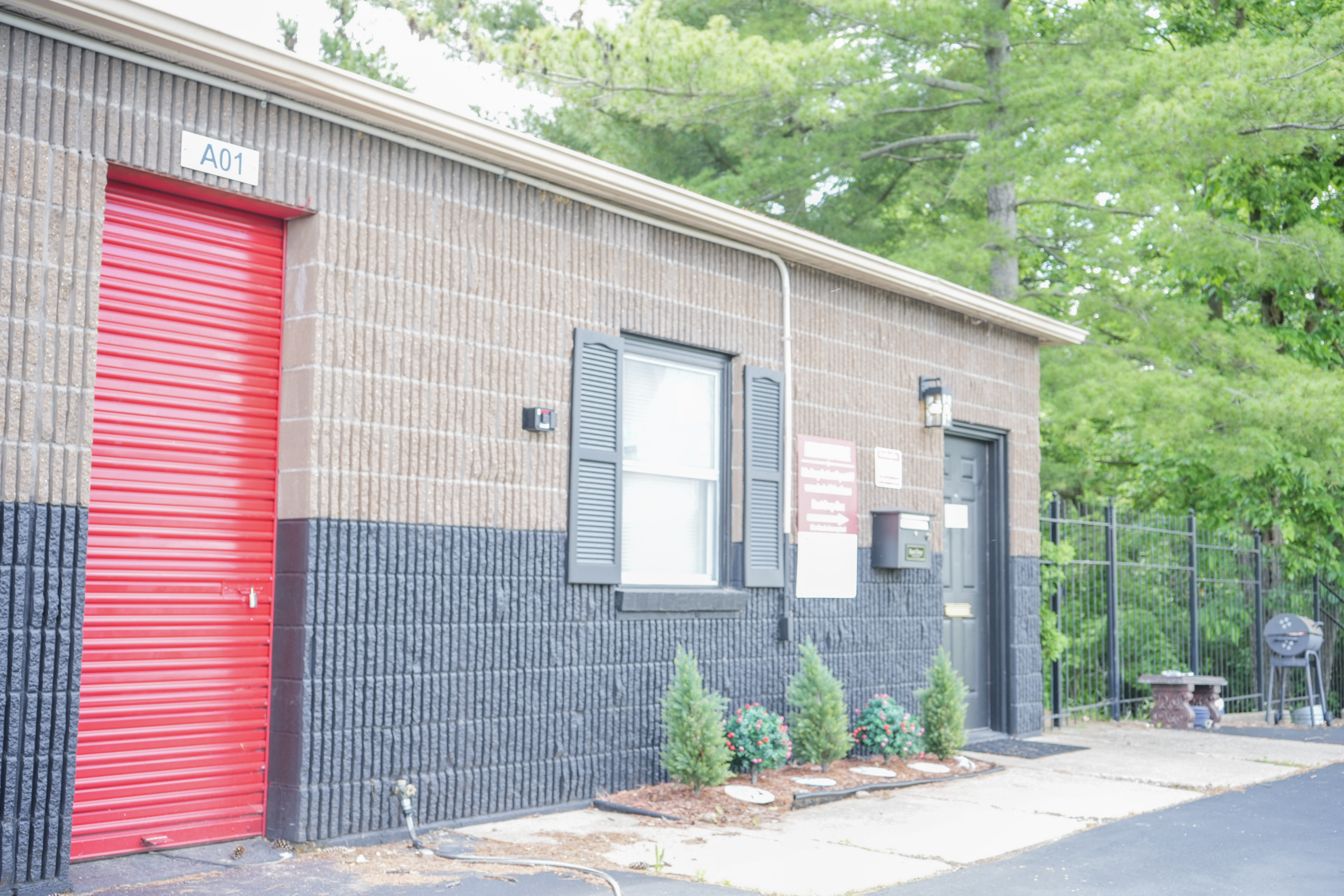 Convenient Storage Units in Lake St. Louis, MO Convenient Storage Units in Lake St. Louis, MO