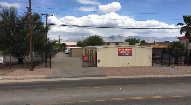 Drive Up Access storage units in Tucson, AZ