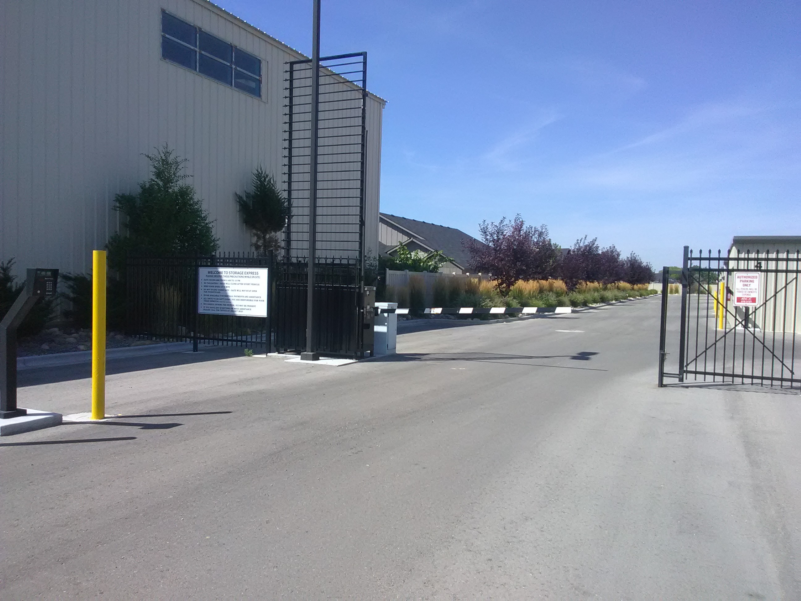 Fenced & Gated
