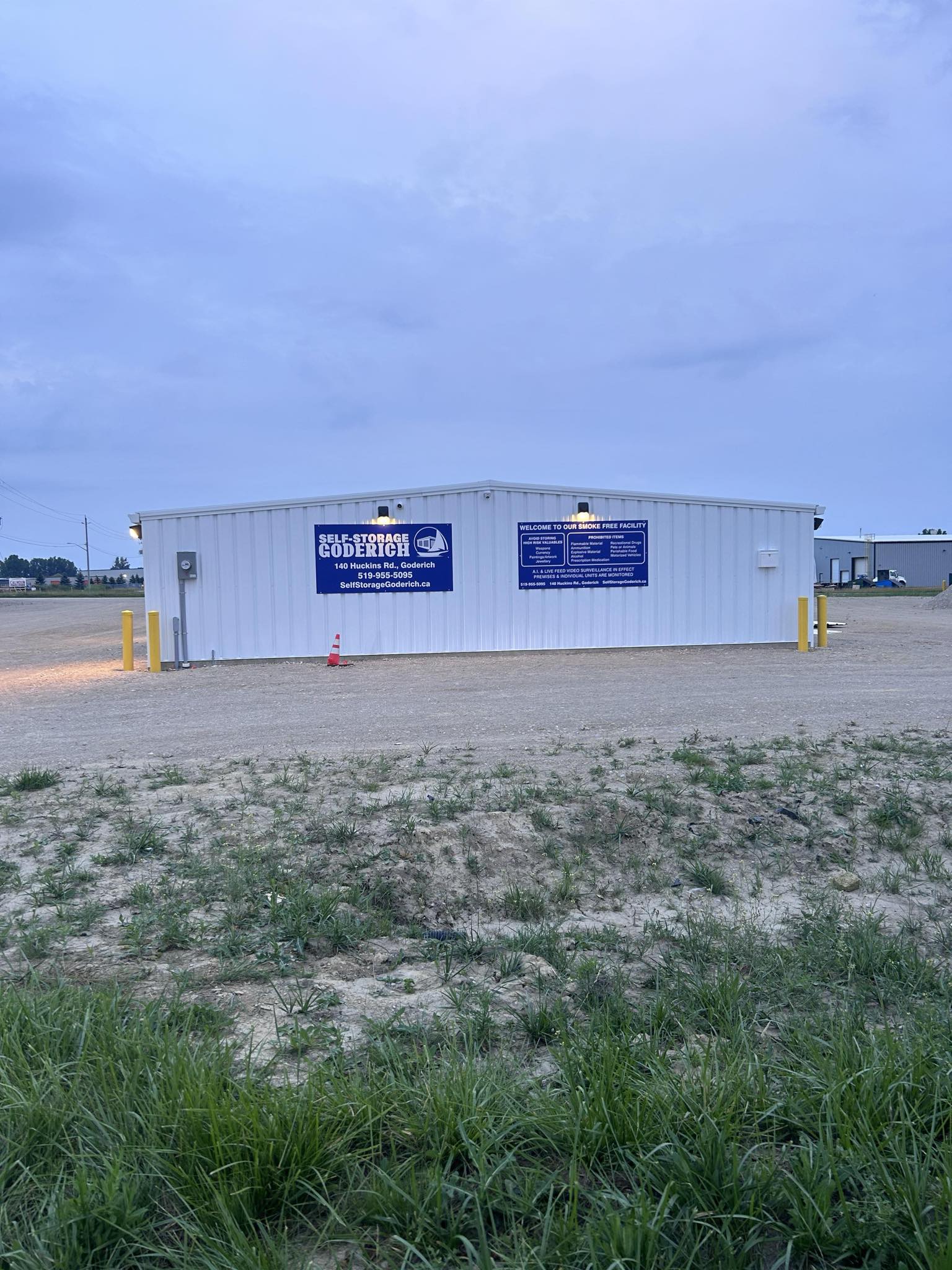 Self Storage Goderich - Outdoor Boat/Vehicle Parking in Goderich, ON