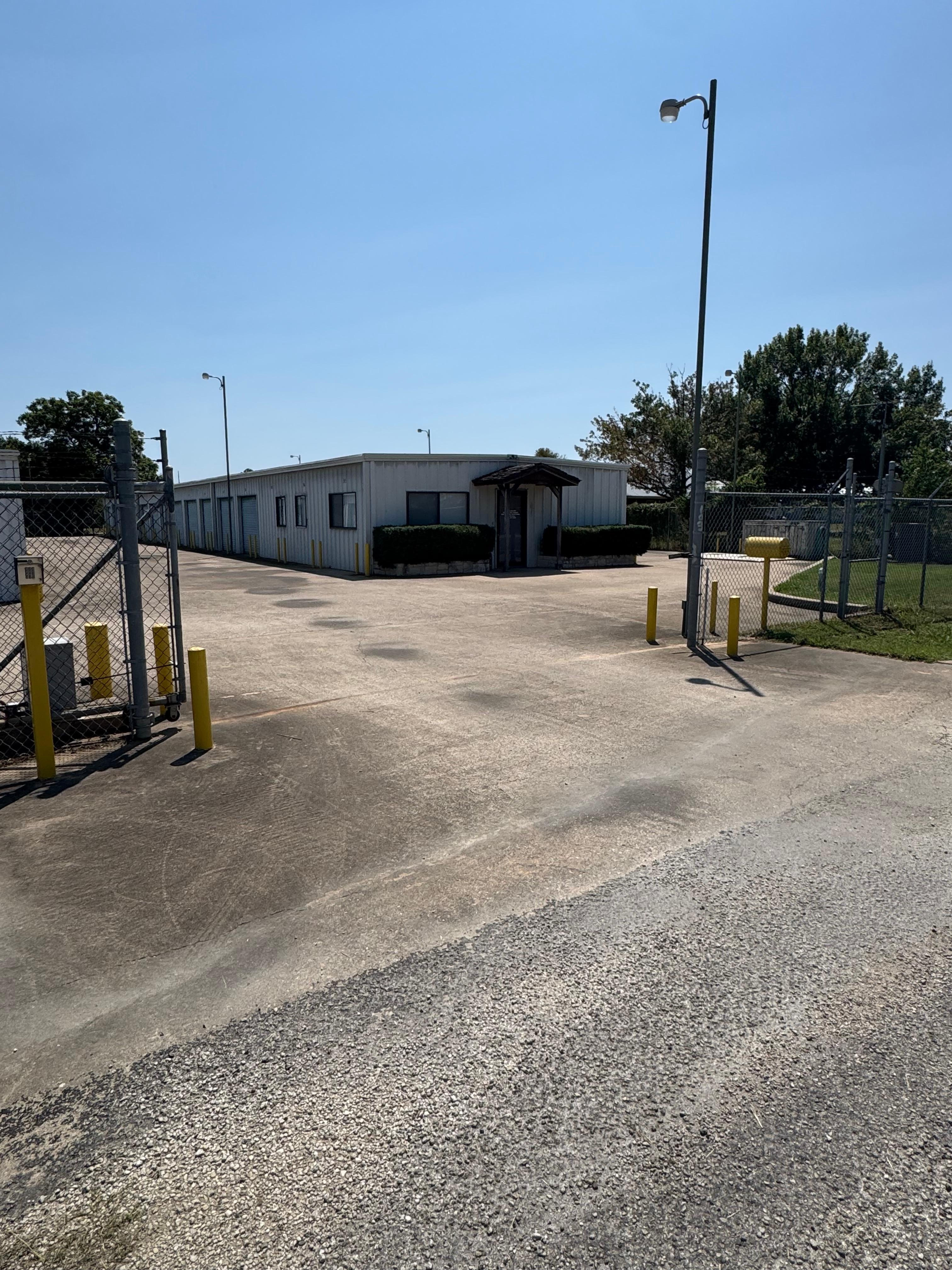 AAA Rockne Storage Rockne 103 Fohn Lane Red Rock, TX 78662