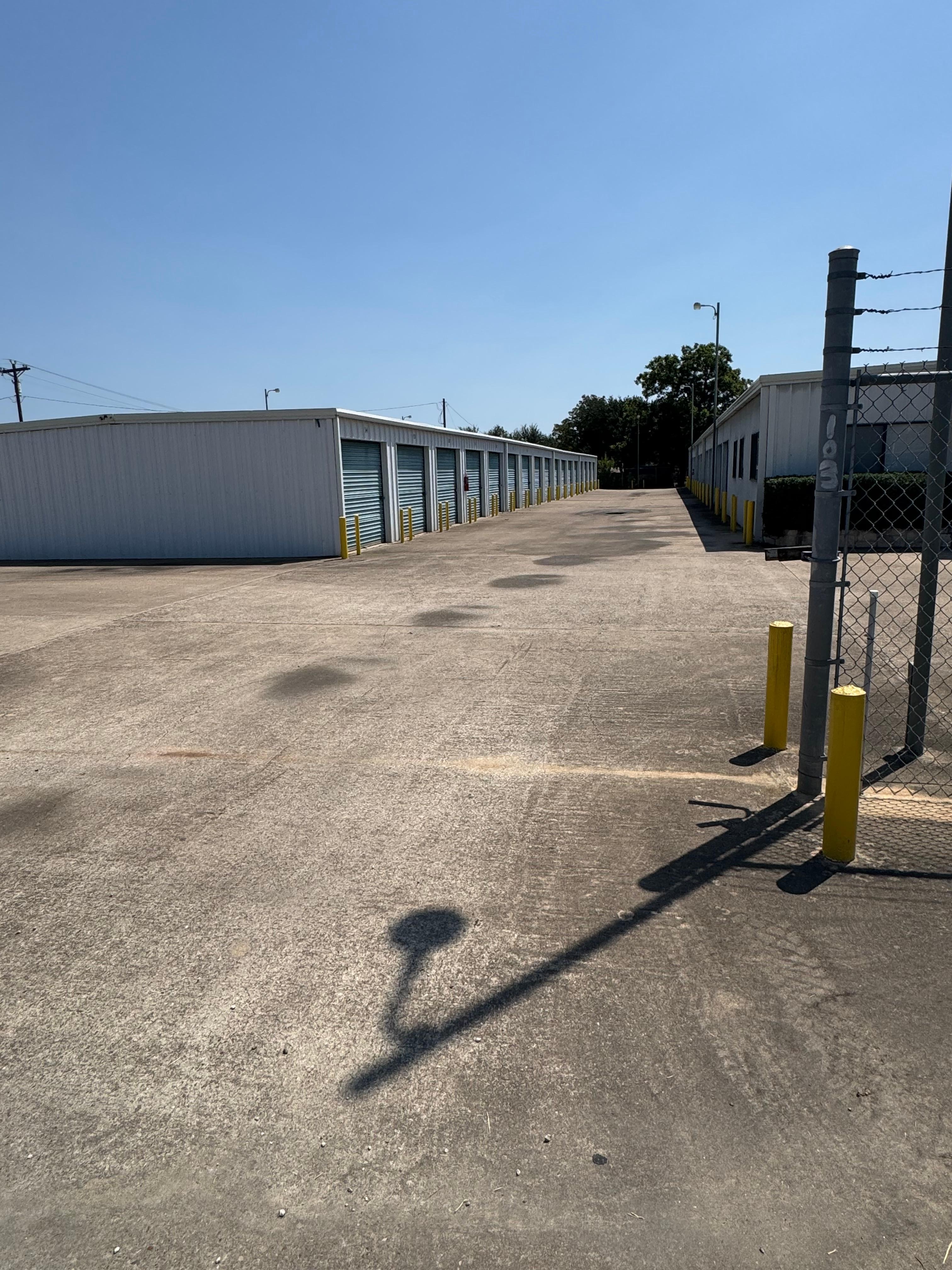 AAA Rockne Storage Rockne 103 Fohn Lane Red Rock, TX 78662
