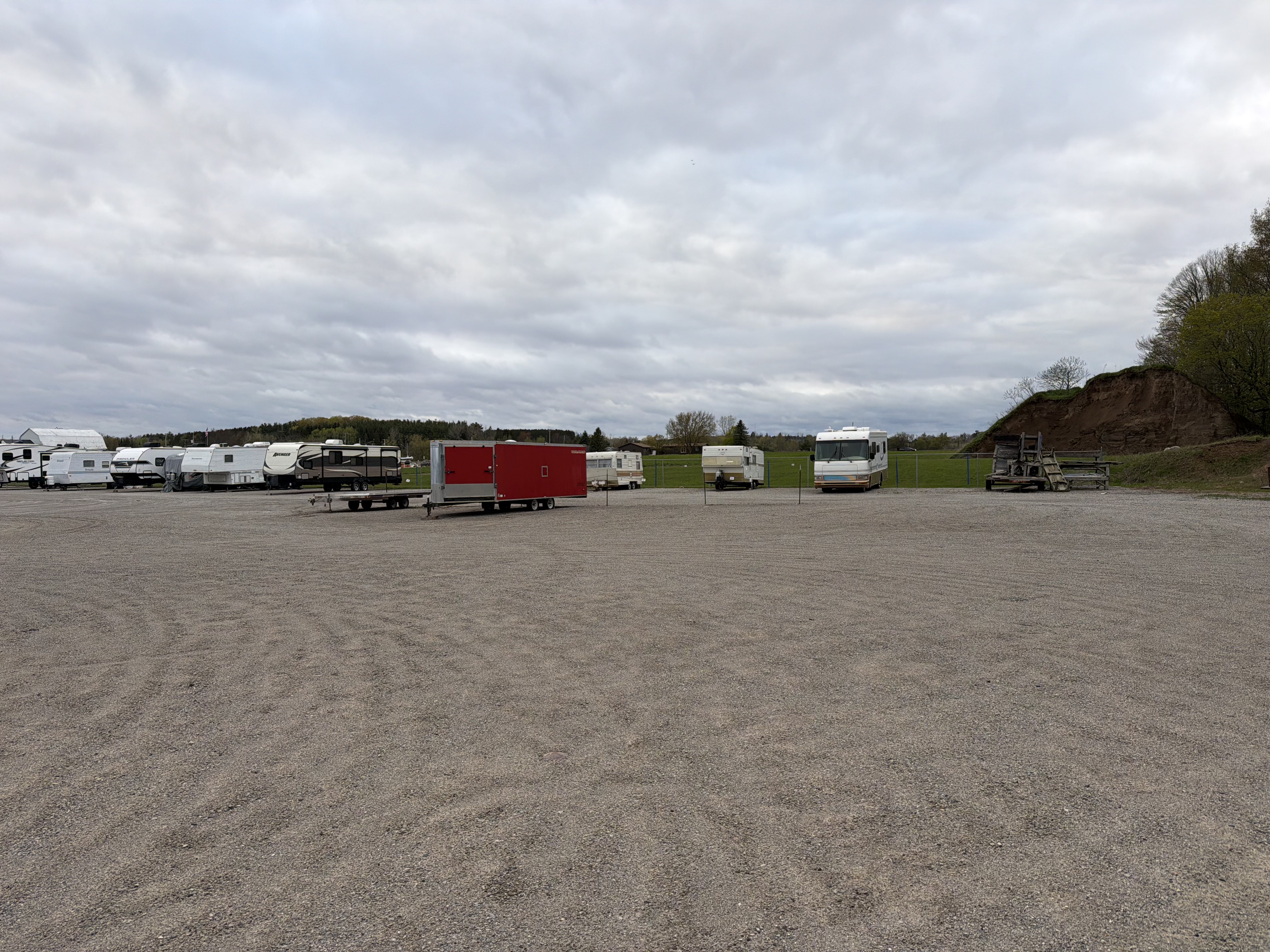 M33 Outdoor RV Storage in West Branch, MI