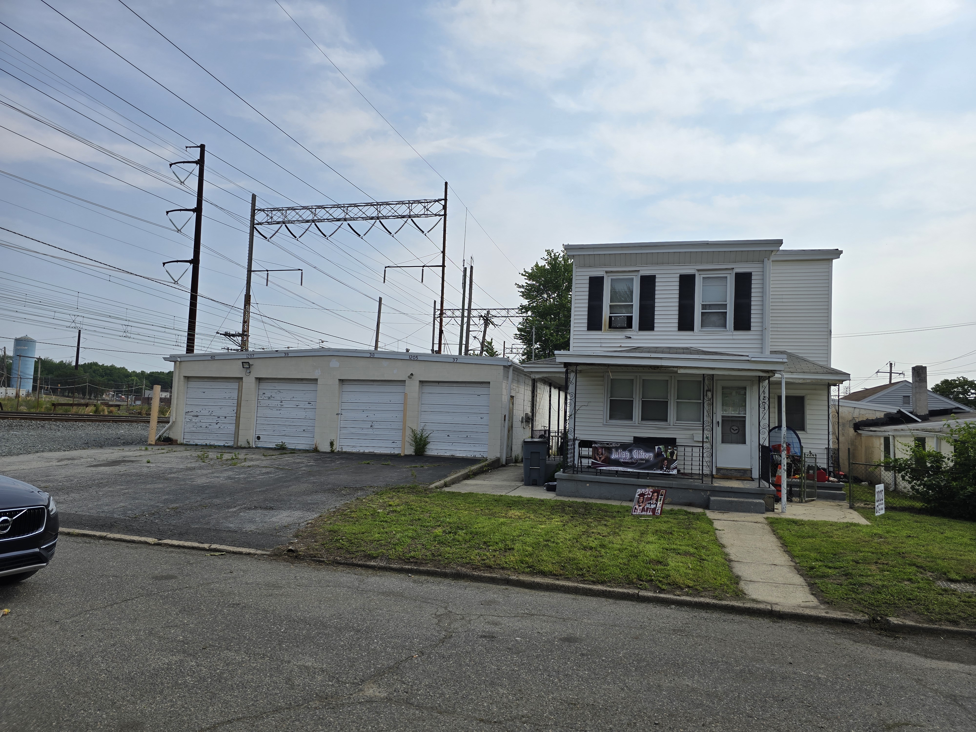 Drive-Up Storage Units in Marcus Hook, PA | 1205 Yates Avenue Drive-Up Storage Units in Marcus Hook, PA | 1205 Yates Avenue