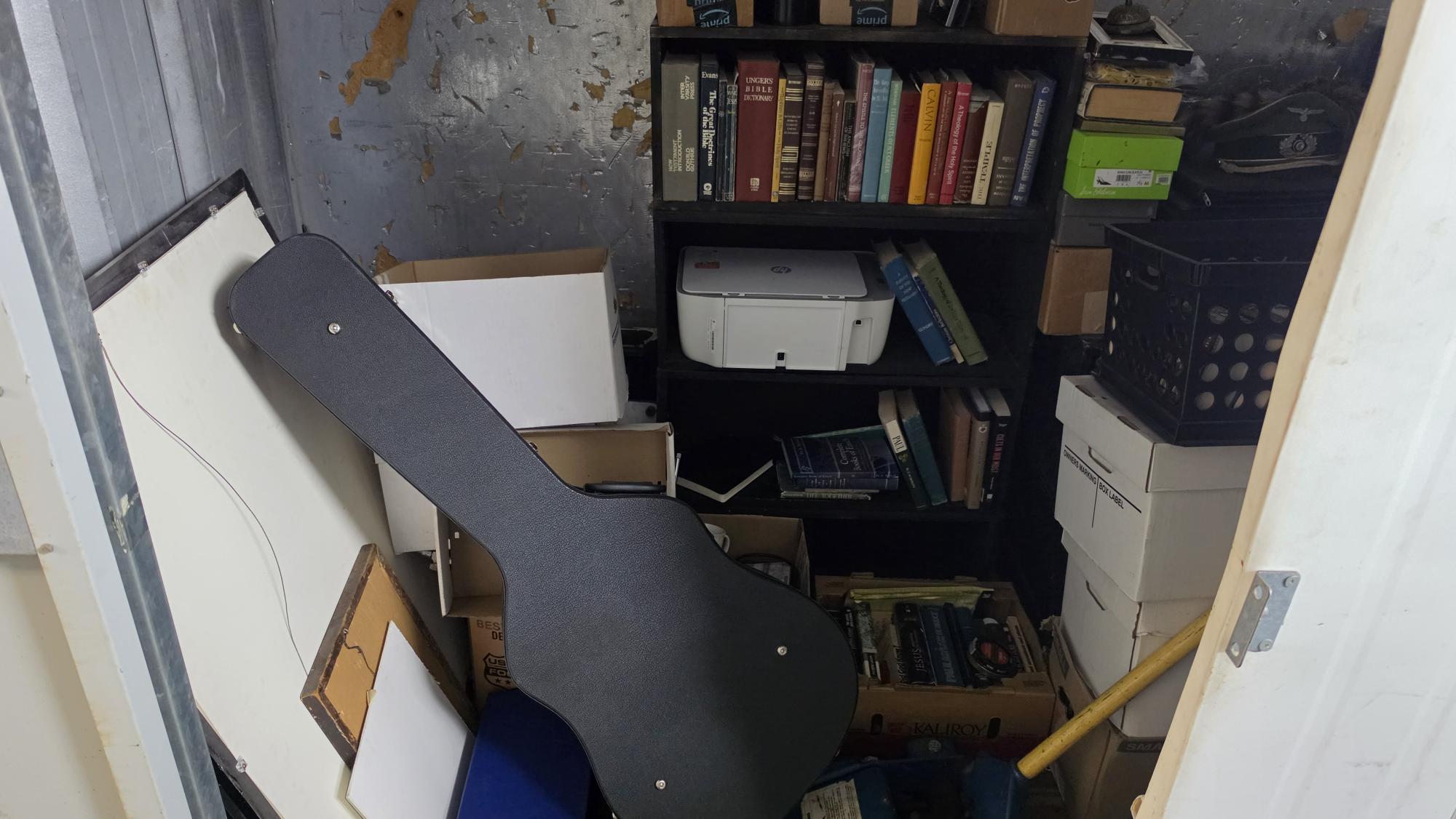 Unit 1352 contents – wide view