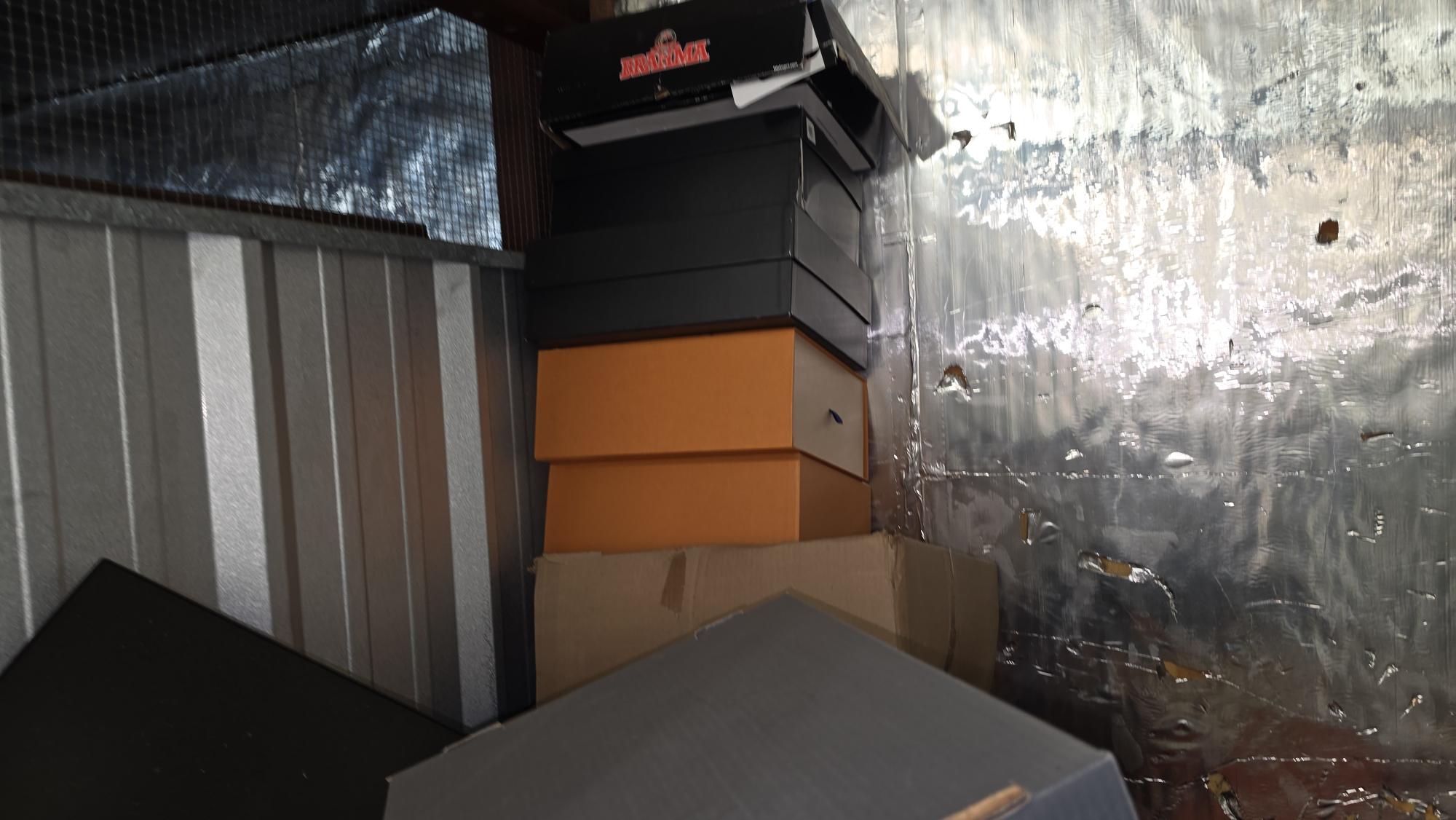 Unit 3352 contents – photo 2