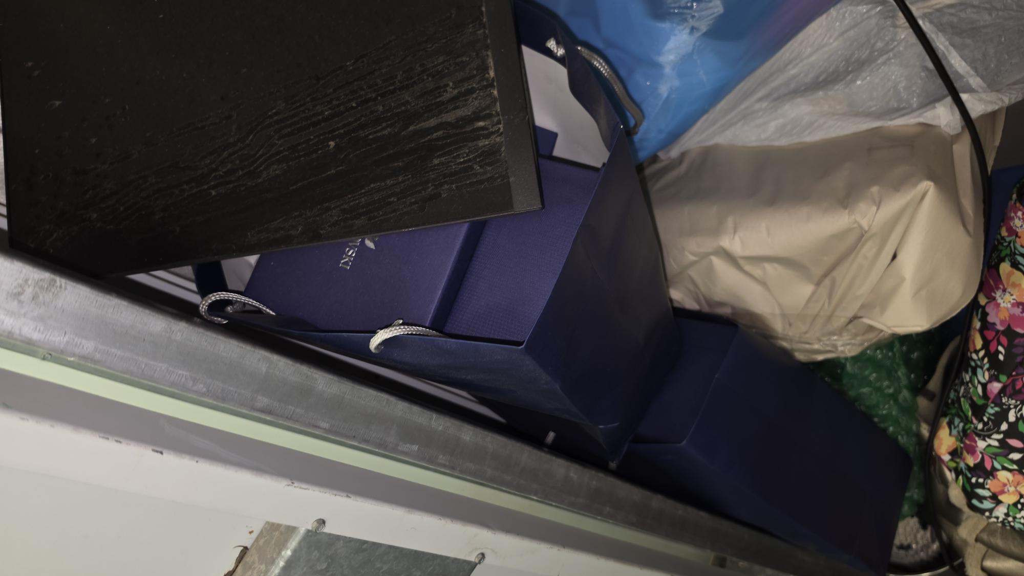 Unit 3352 contents – photo 6