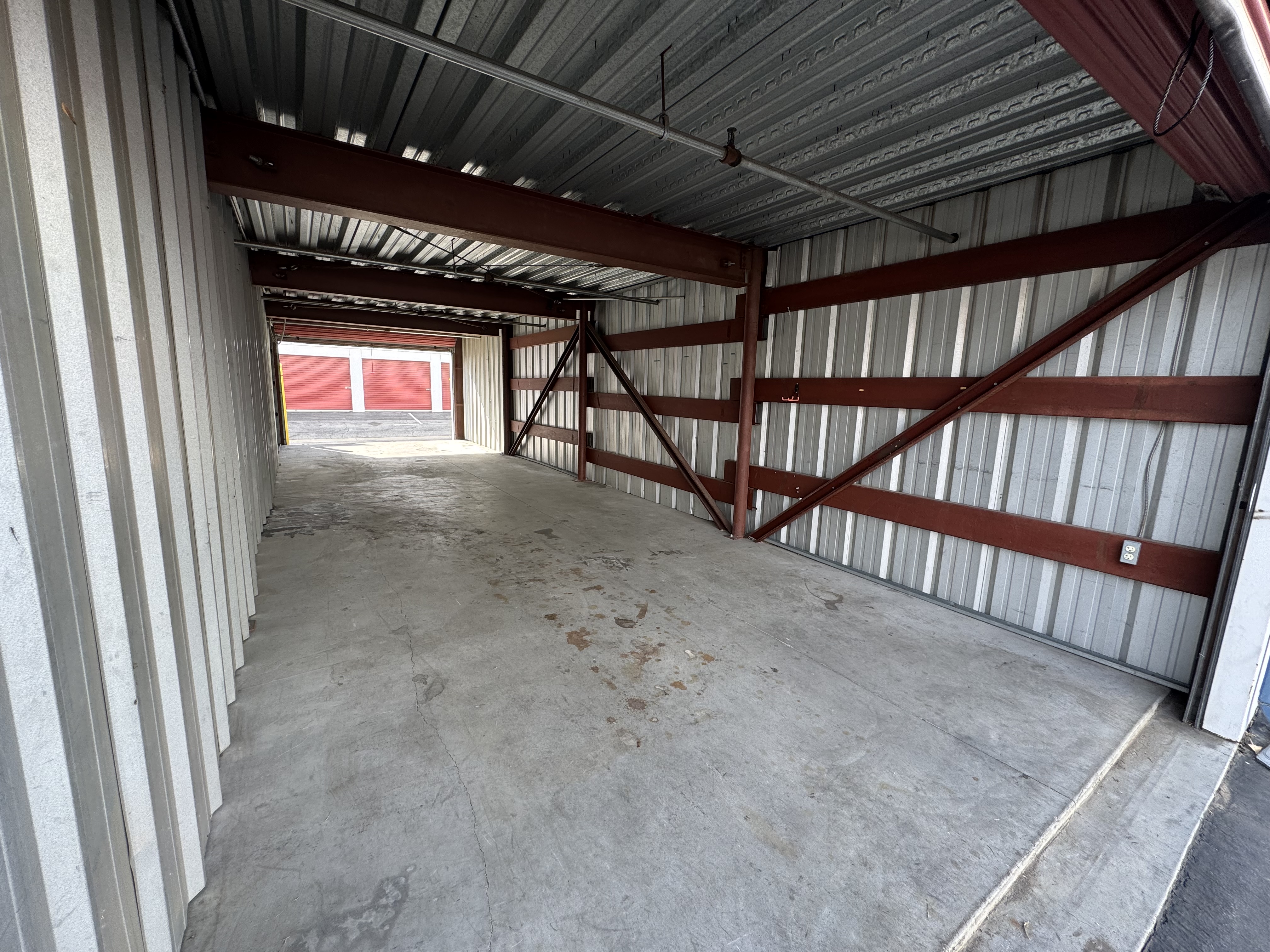 12x40 Santa Clarita drive up storage unit