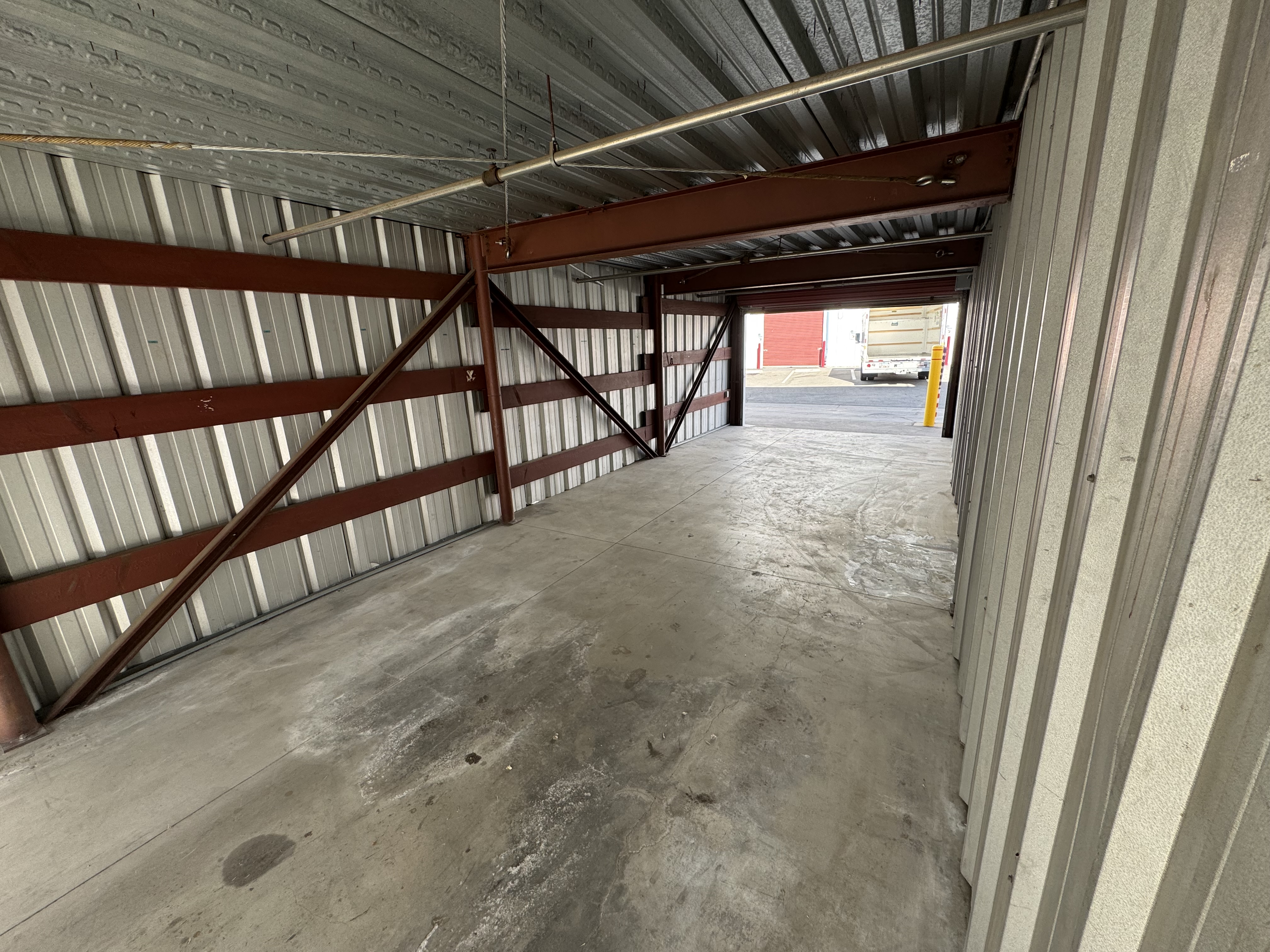 12x40 Santa Clarita drive up storage unit