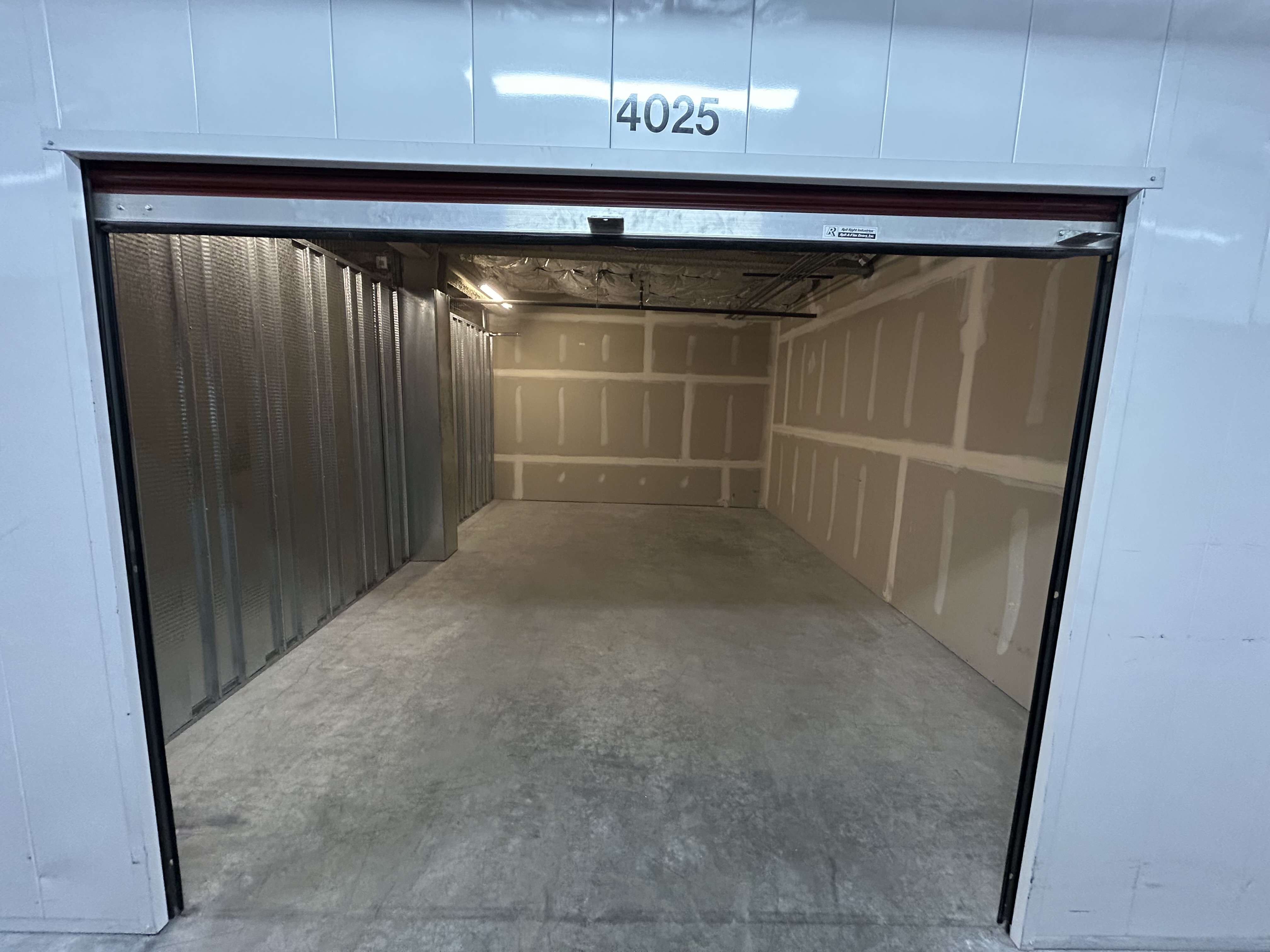 13x20 TL Storage near me