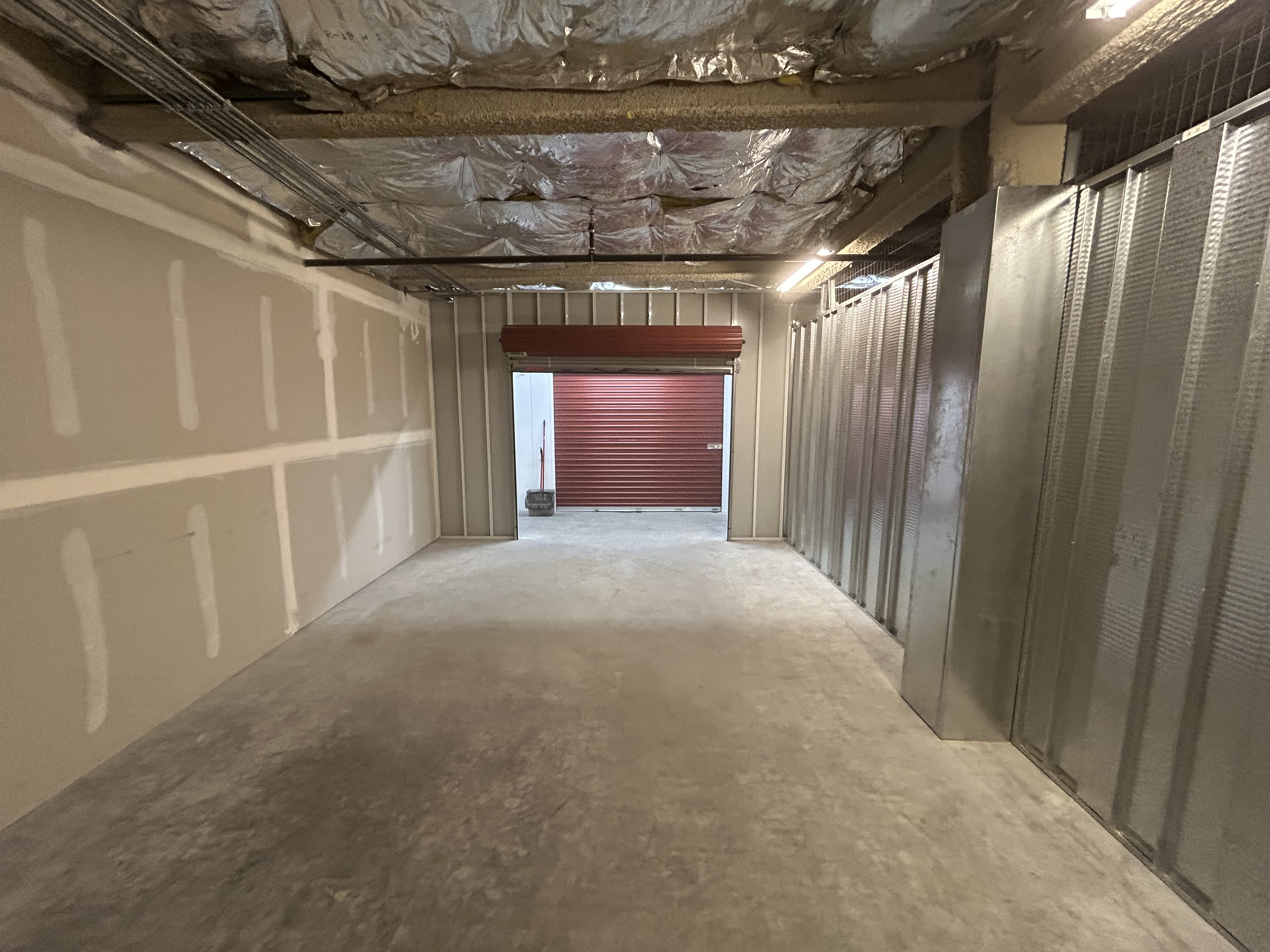 13x20 TL Storage near me