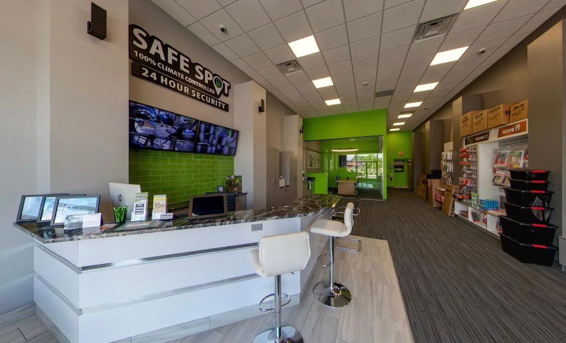 Safe Spot Storage 3351 West Road Trenton, MI 48183