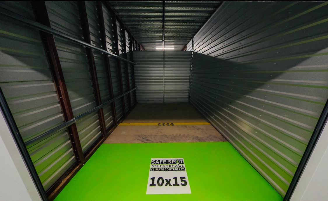 Safe Spot Storage 3351 West Road Trenton, MI 48183